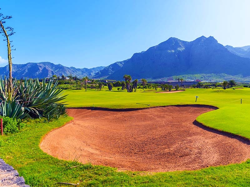 One of the best places to spend the winter in Spain to play golf is the Costa del Sol