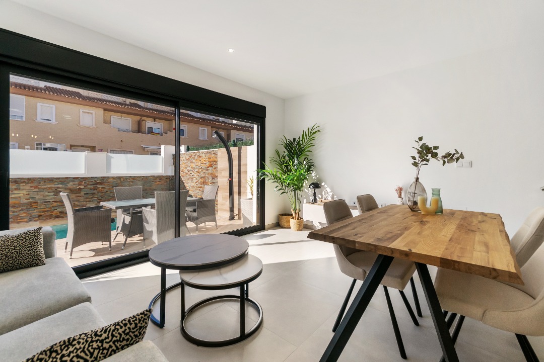 DP-100-43546241-01-4