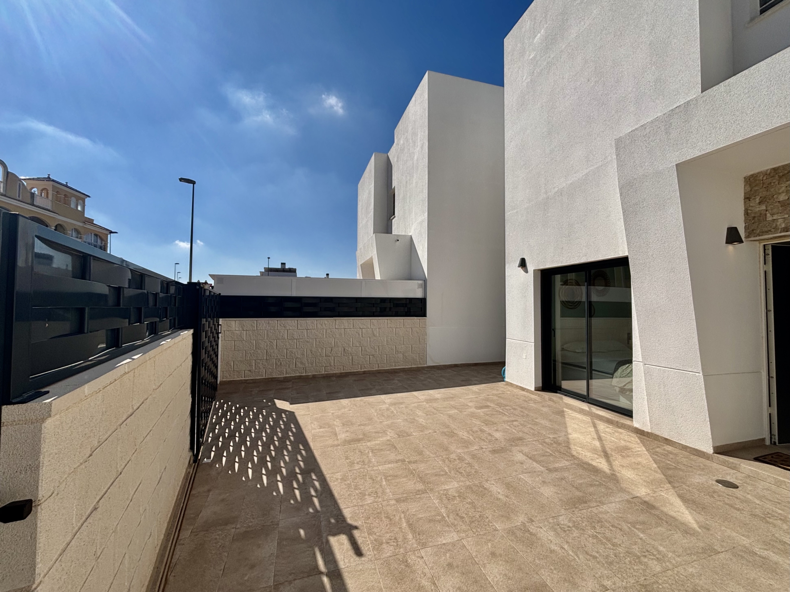 DP-100-45423868-01-19