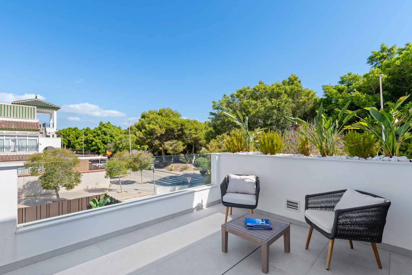 DP-100-63389860-01-13