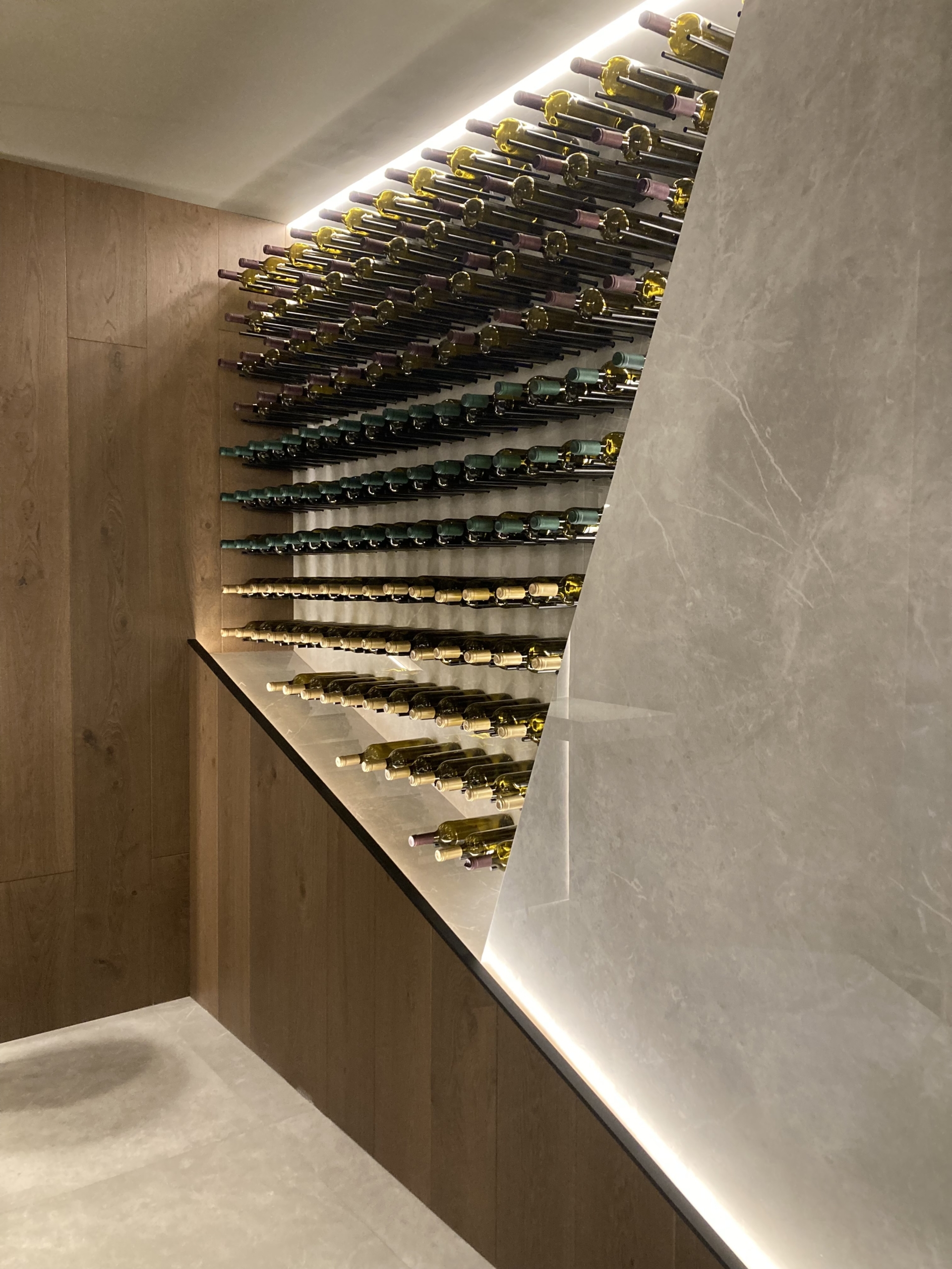 DP-100-29011300-01-19