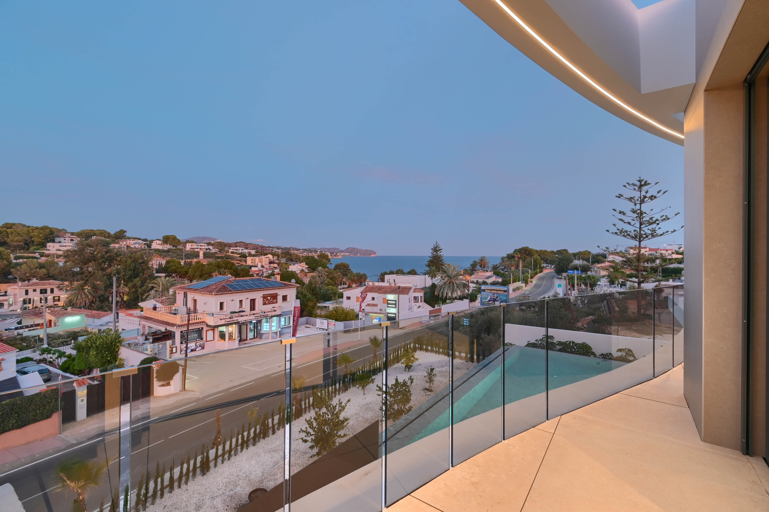 DP-100-42617545-01-5