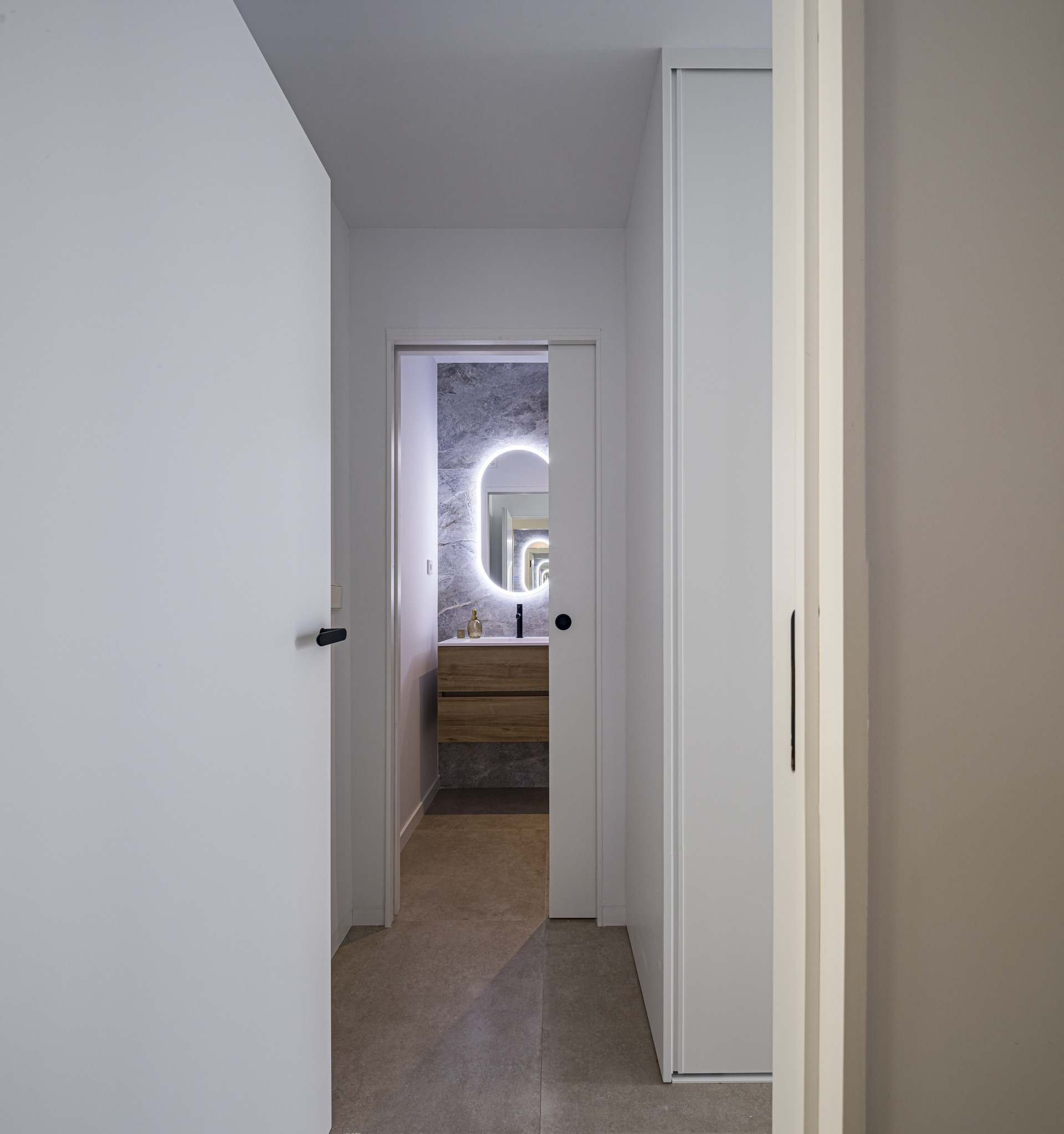 DP-100-43608777-01-12