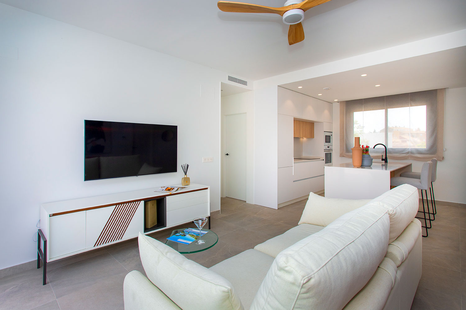 DP-100-64579138-01-16