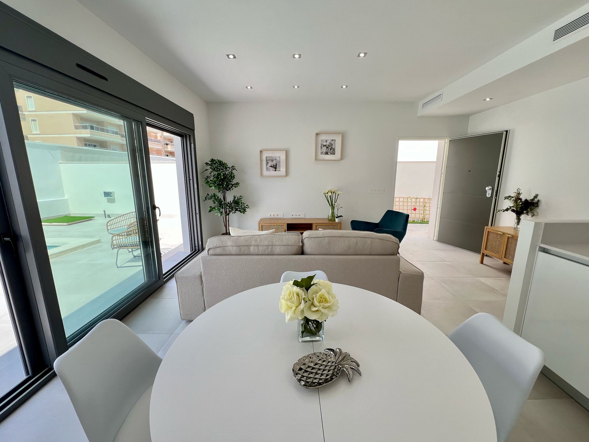 DP-100-66278894-01-8