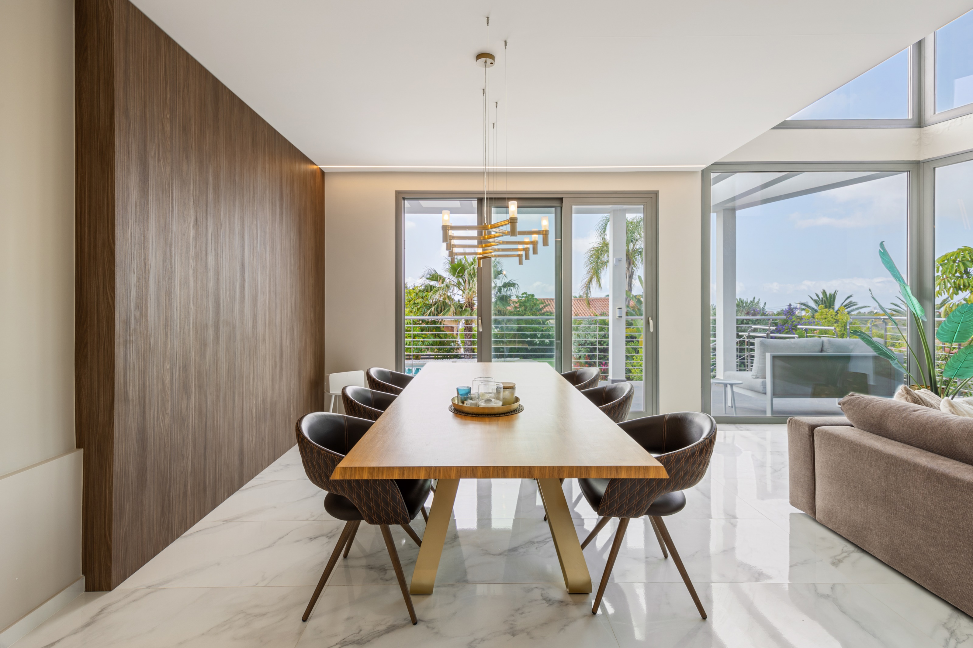 DP-77-ENJ-VI-00136-E-16