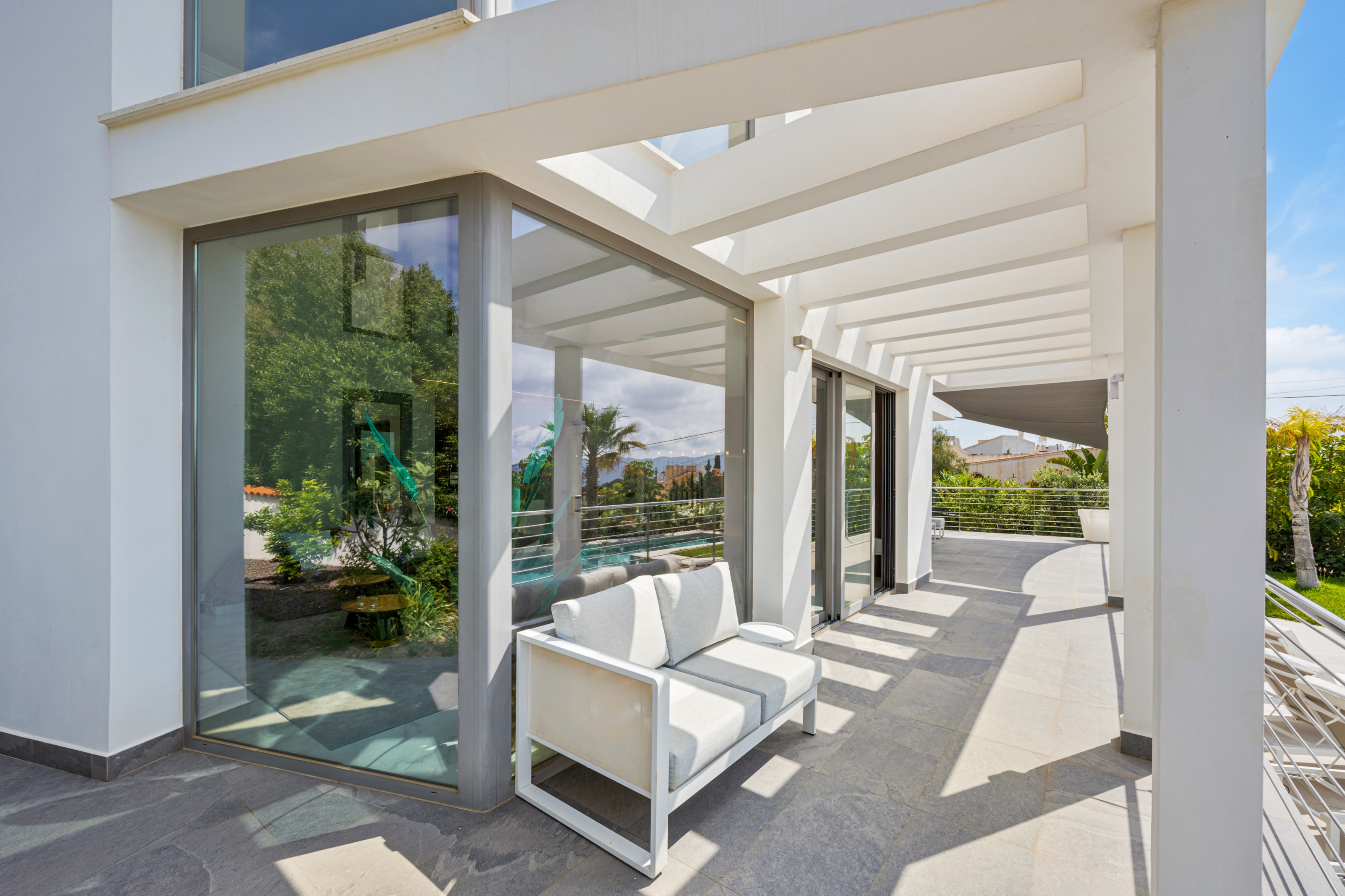 DP-77-ENJ-VI-00136-E-23