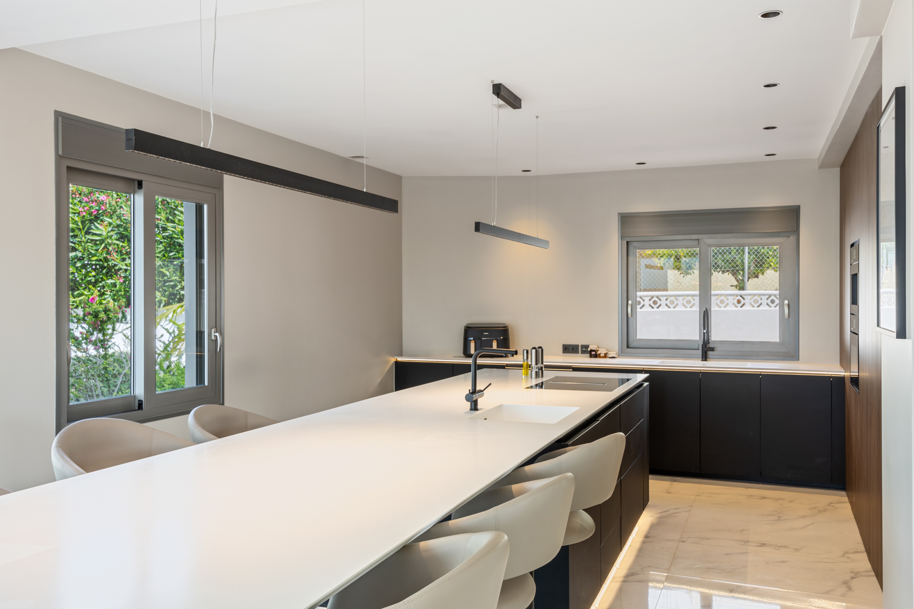 DP-77-ENJ-VI-00136-E-7