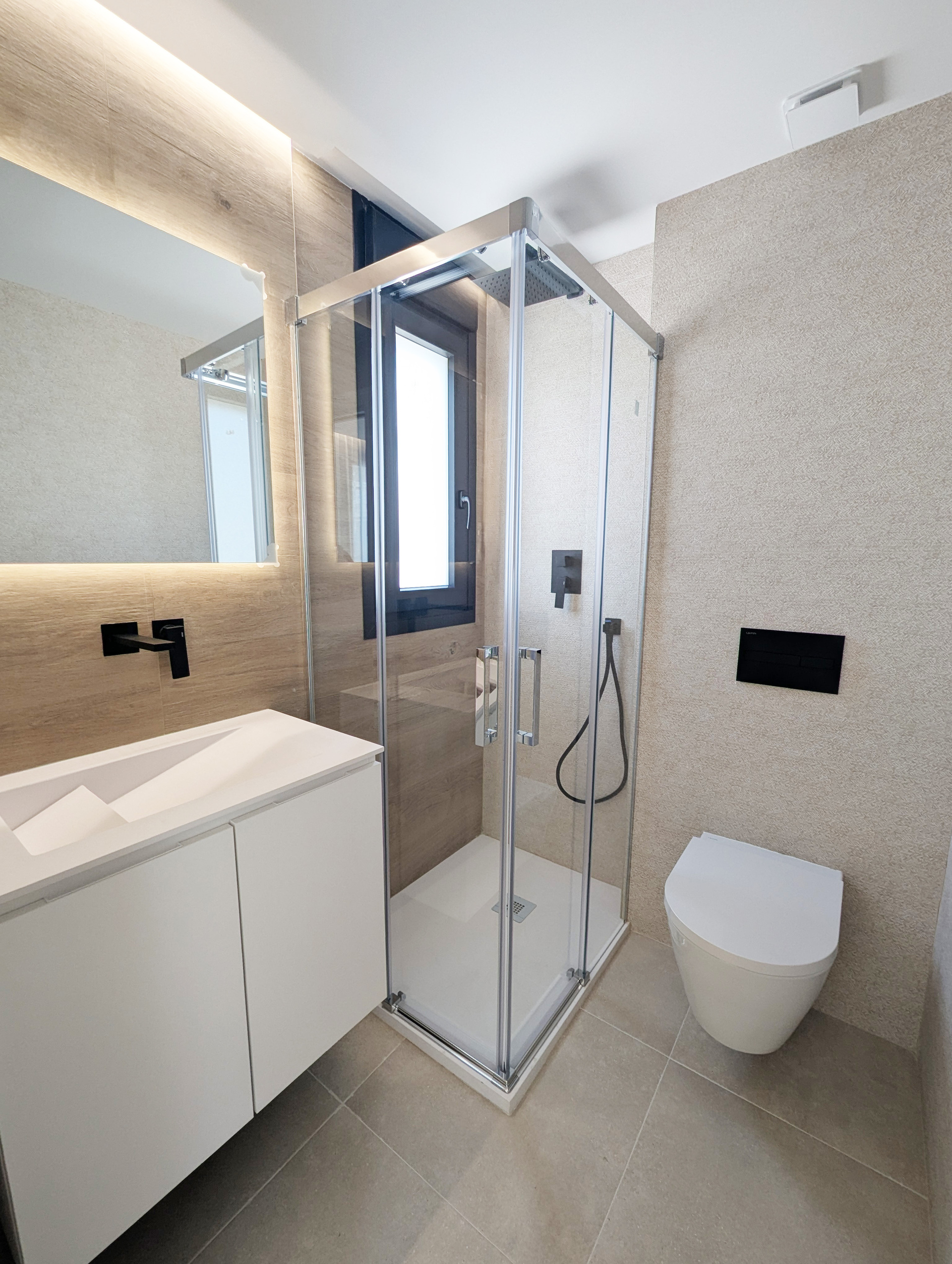 DP-100-14051638-01-13