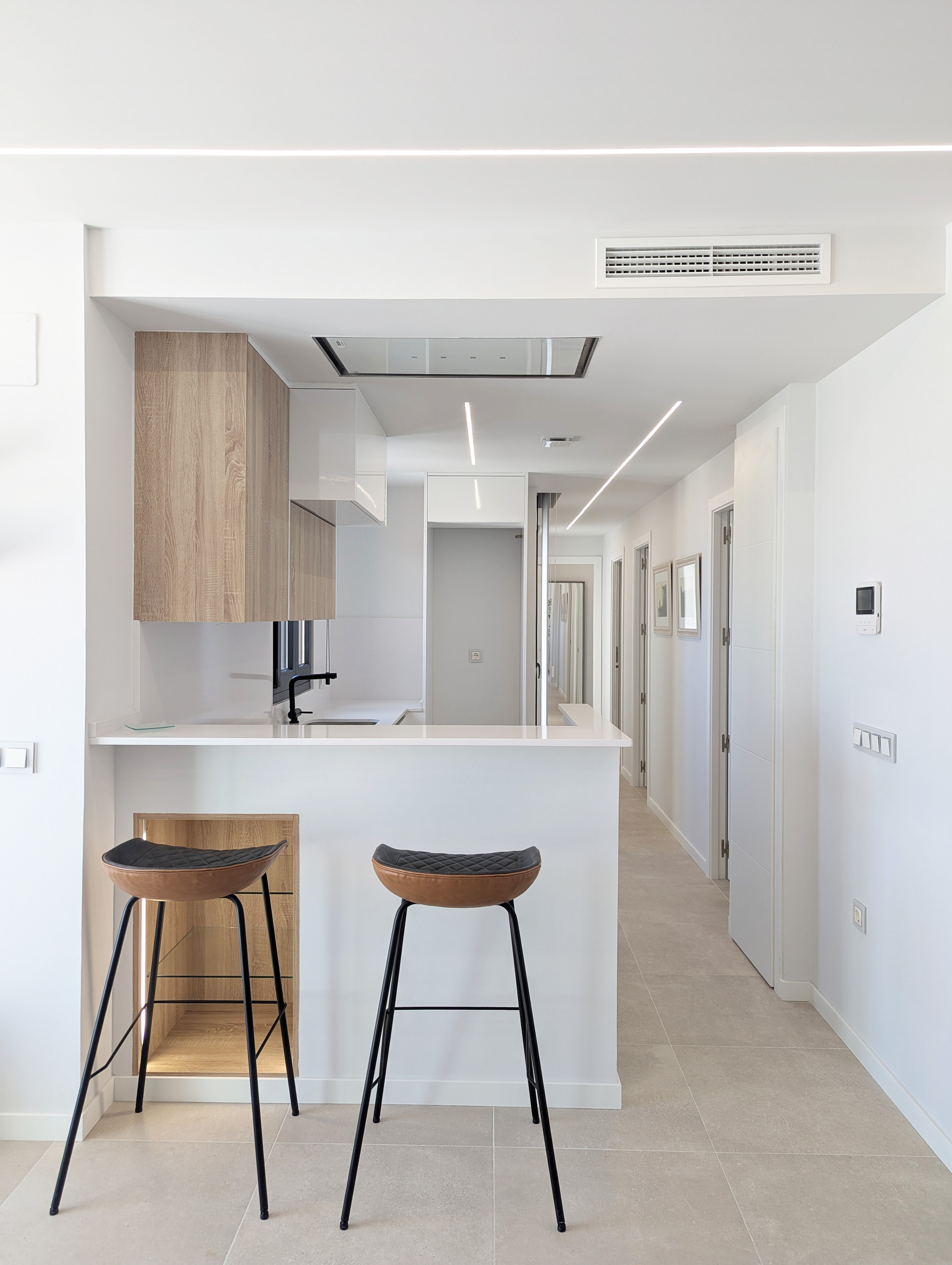 DP-100-14051638-01-21