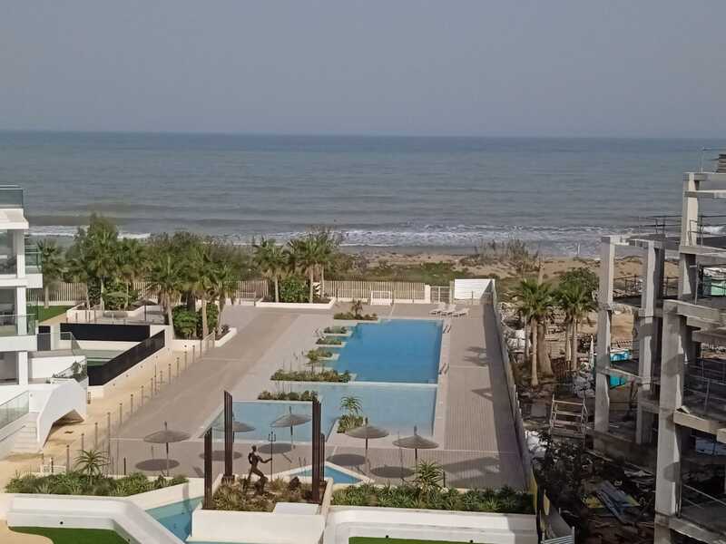 DP-100-14051638-01-8