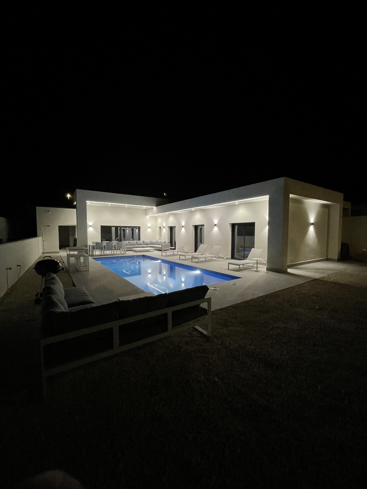 DP-100-21333253-01-16