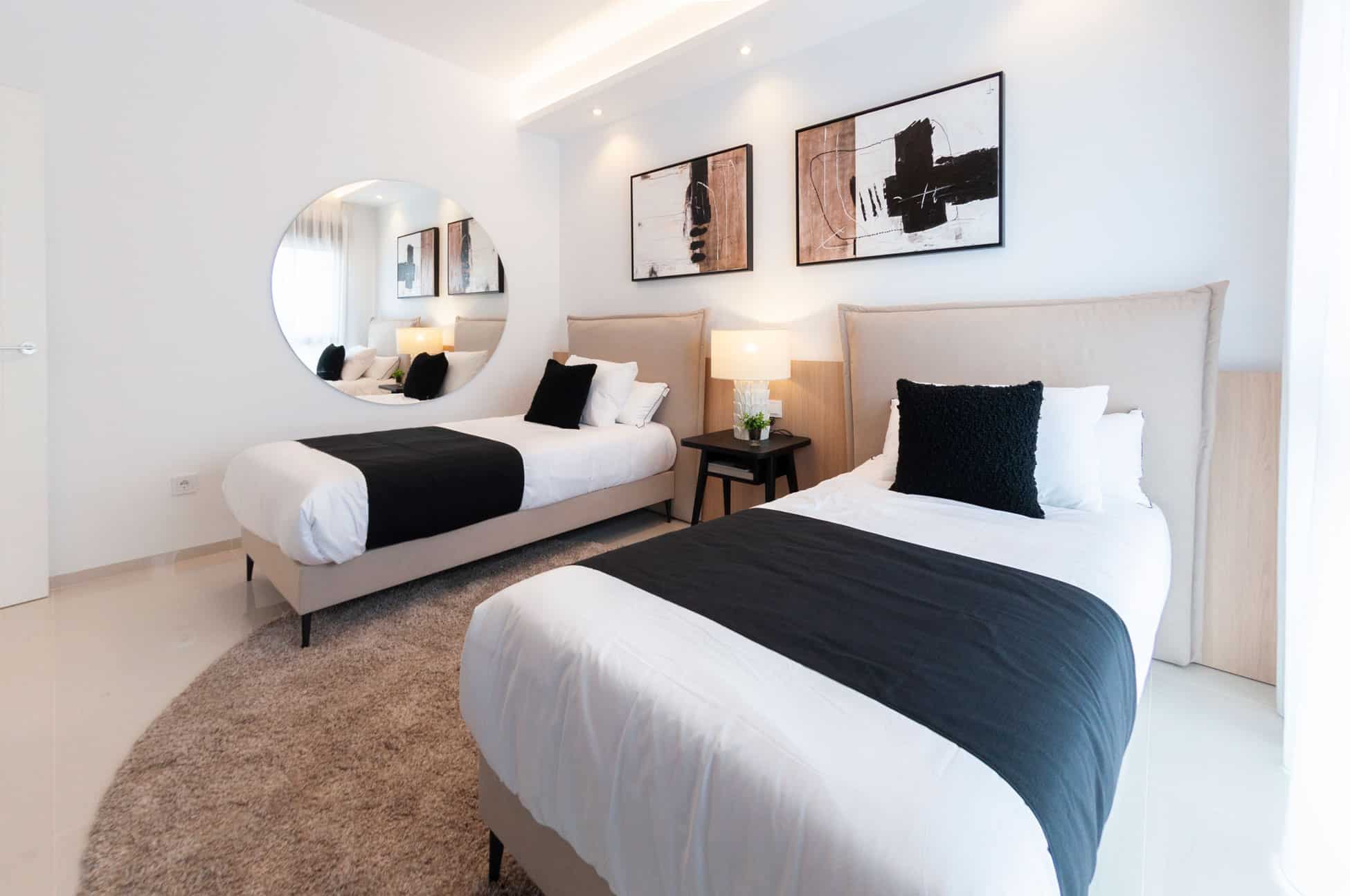 DP-100-23720686-01-9