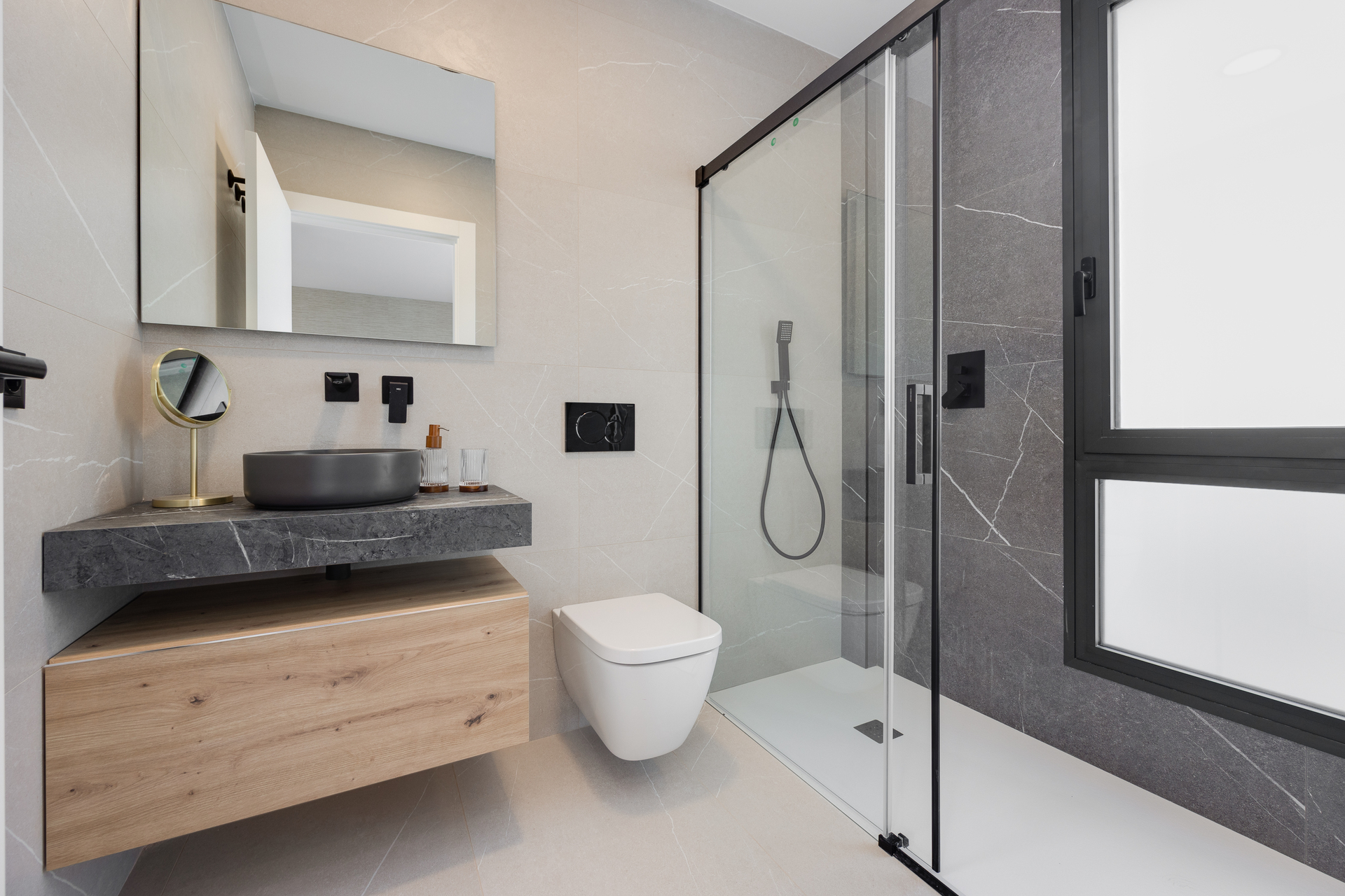 DP-100-55505467-01-8