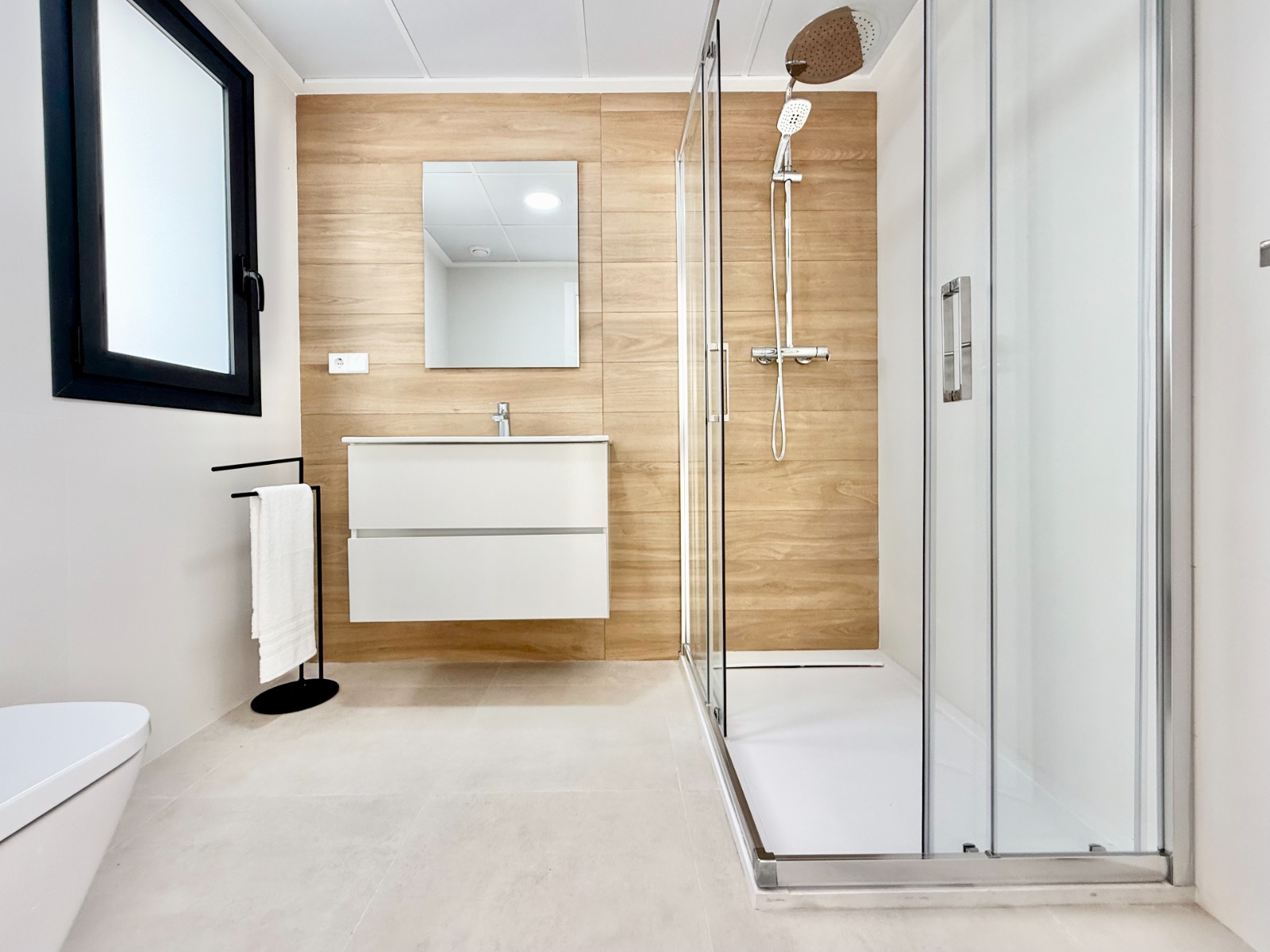 DP-100-56117581-02-14