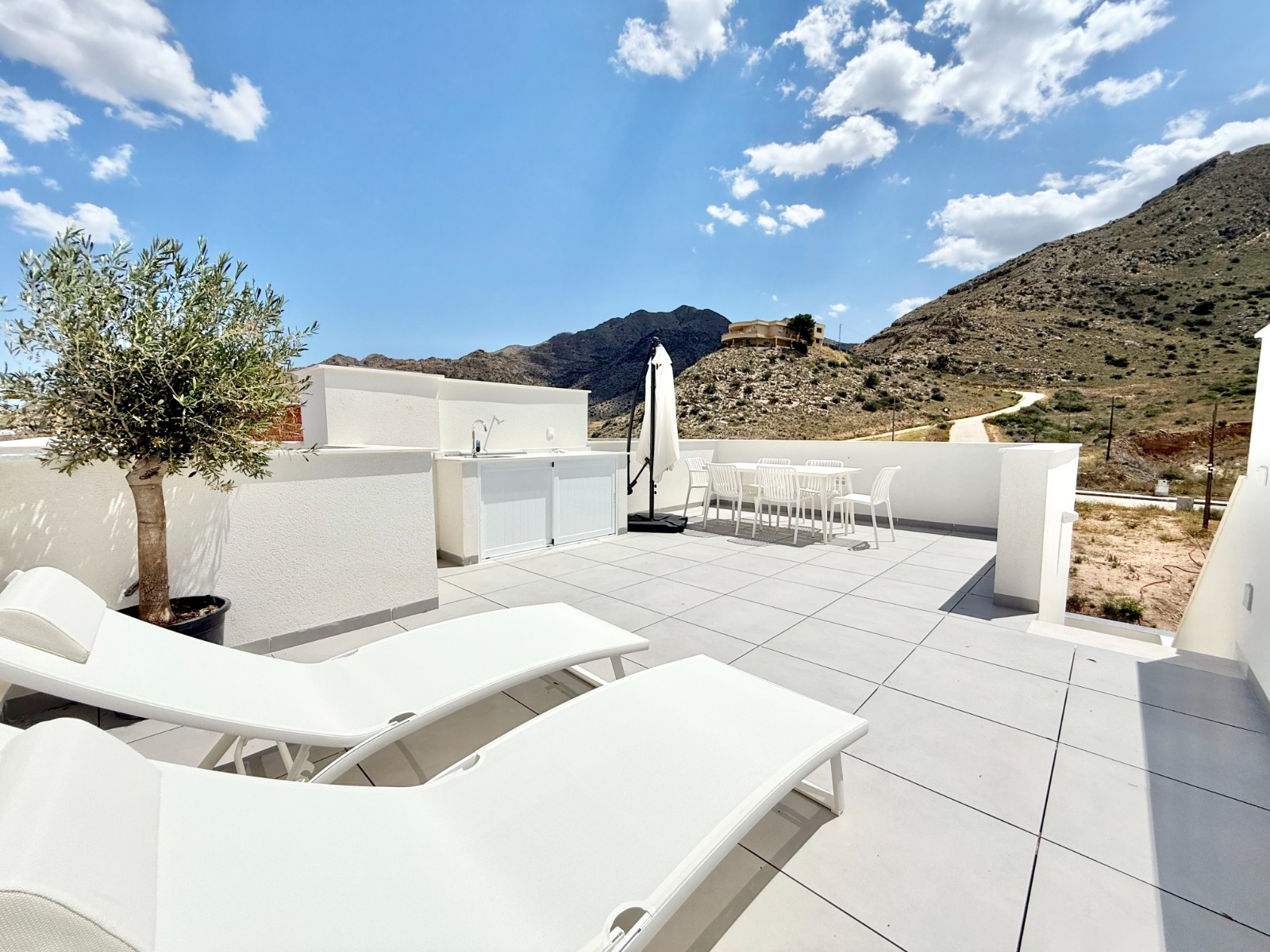 DP-100-56117581-02-15