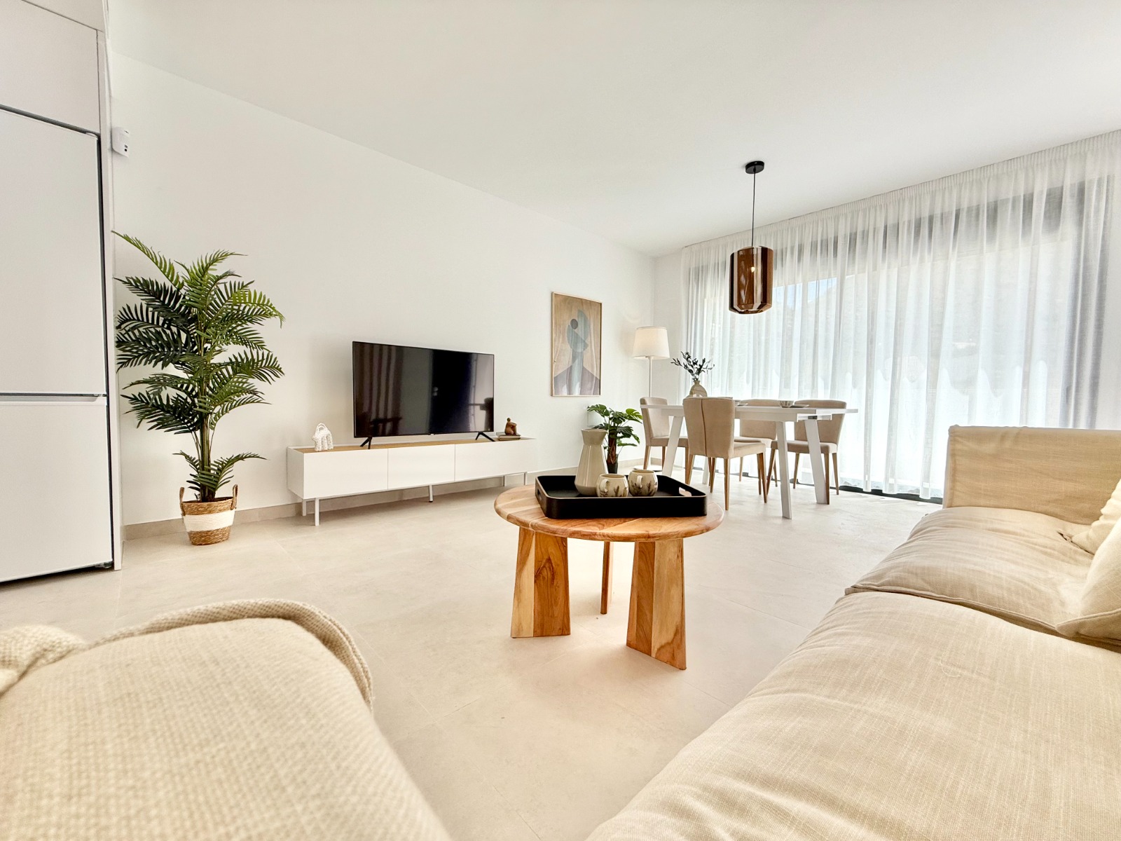 DP-100-56117581-02-18