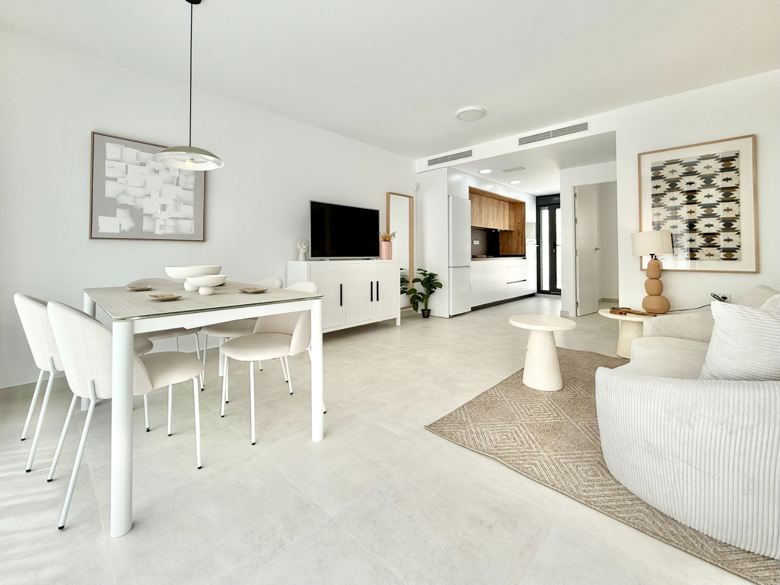 DP-100-56117581-02-4