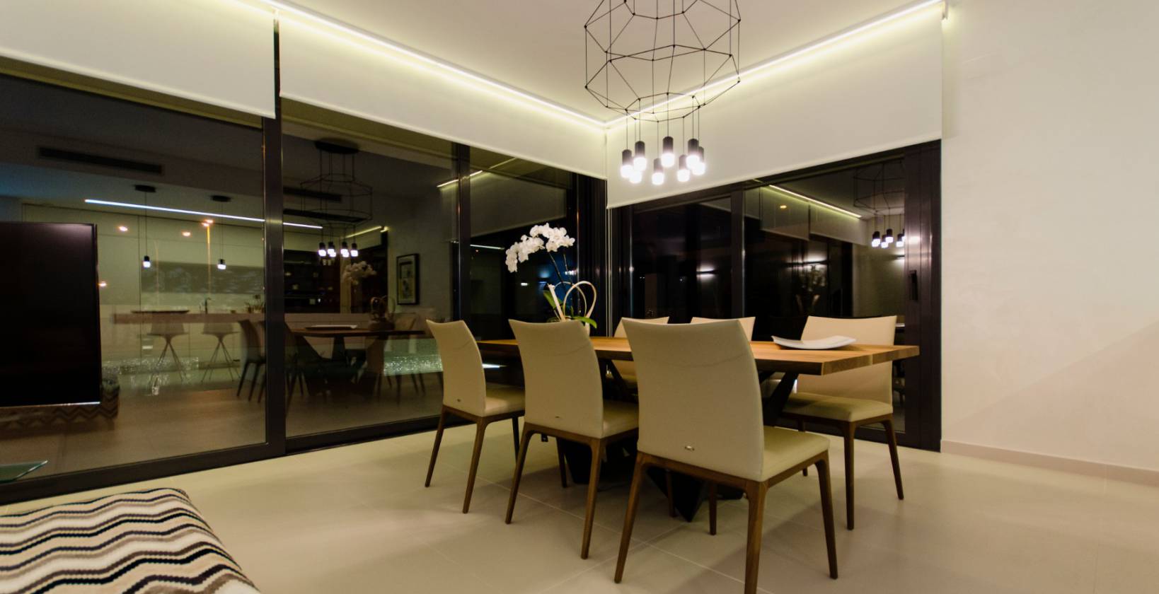 DP-100-56404185-01-9