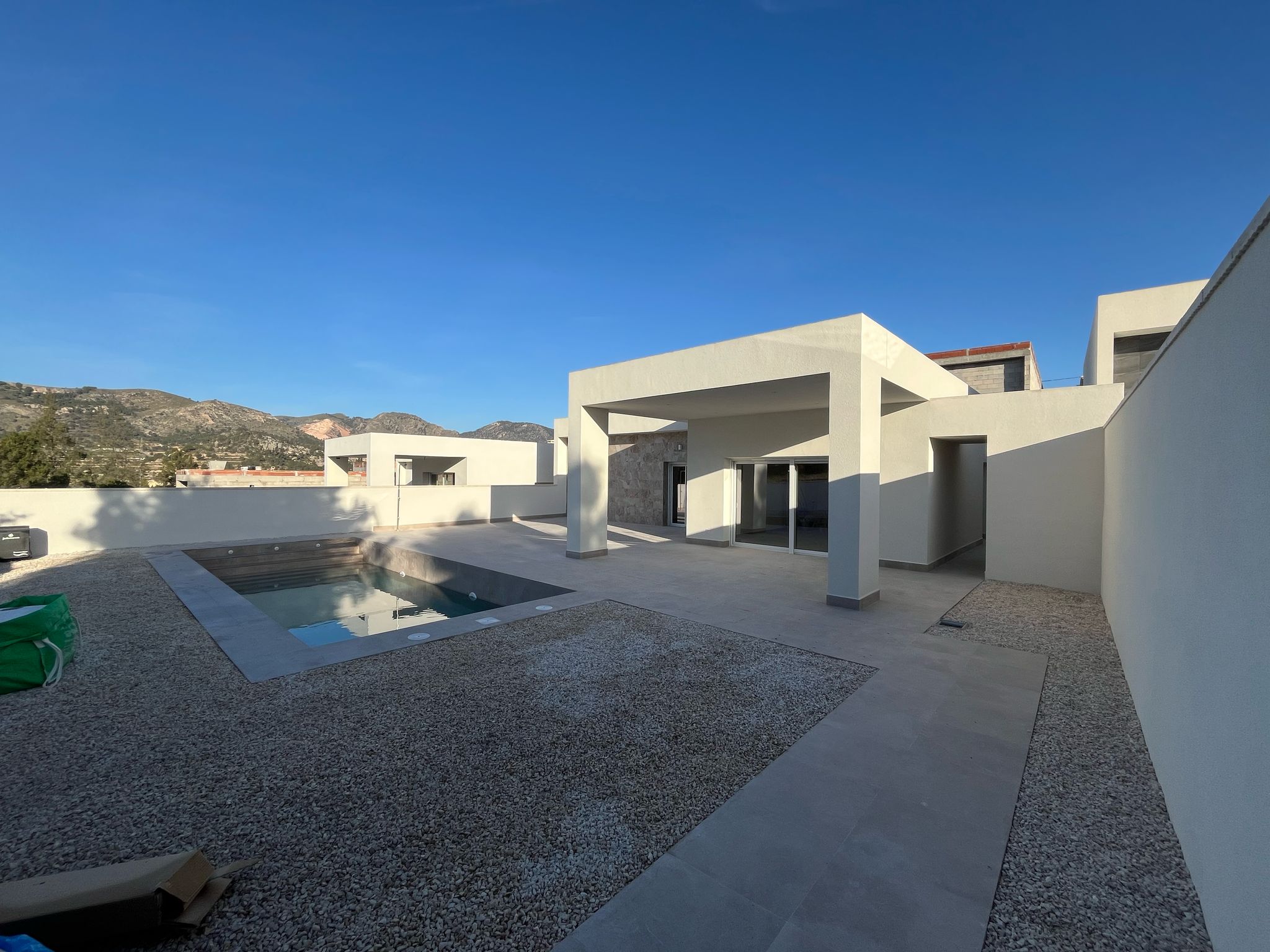 DP-100-69034280-01-18