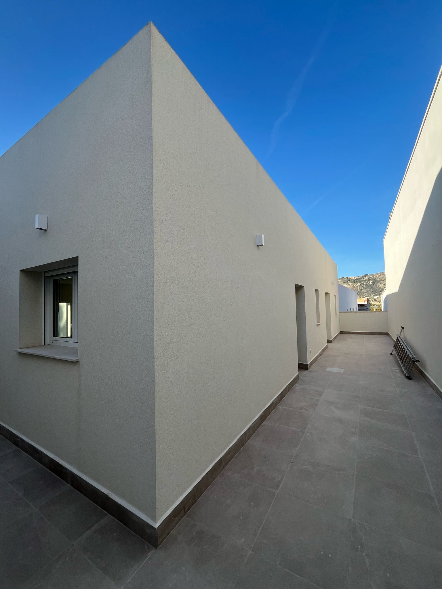 DP-100-69034280-01-20