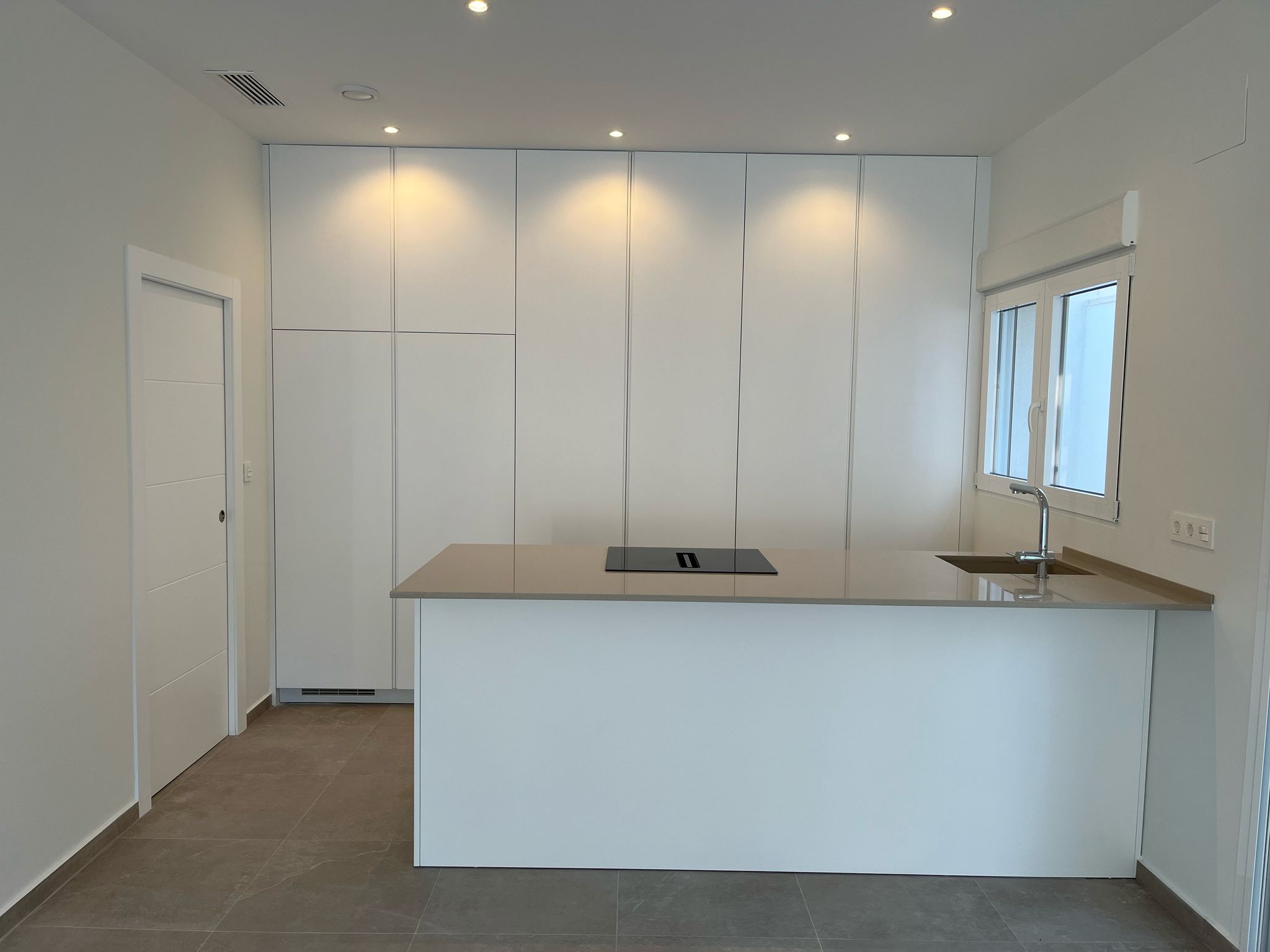 DP-100-69034280-01-23