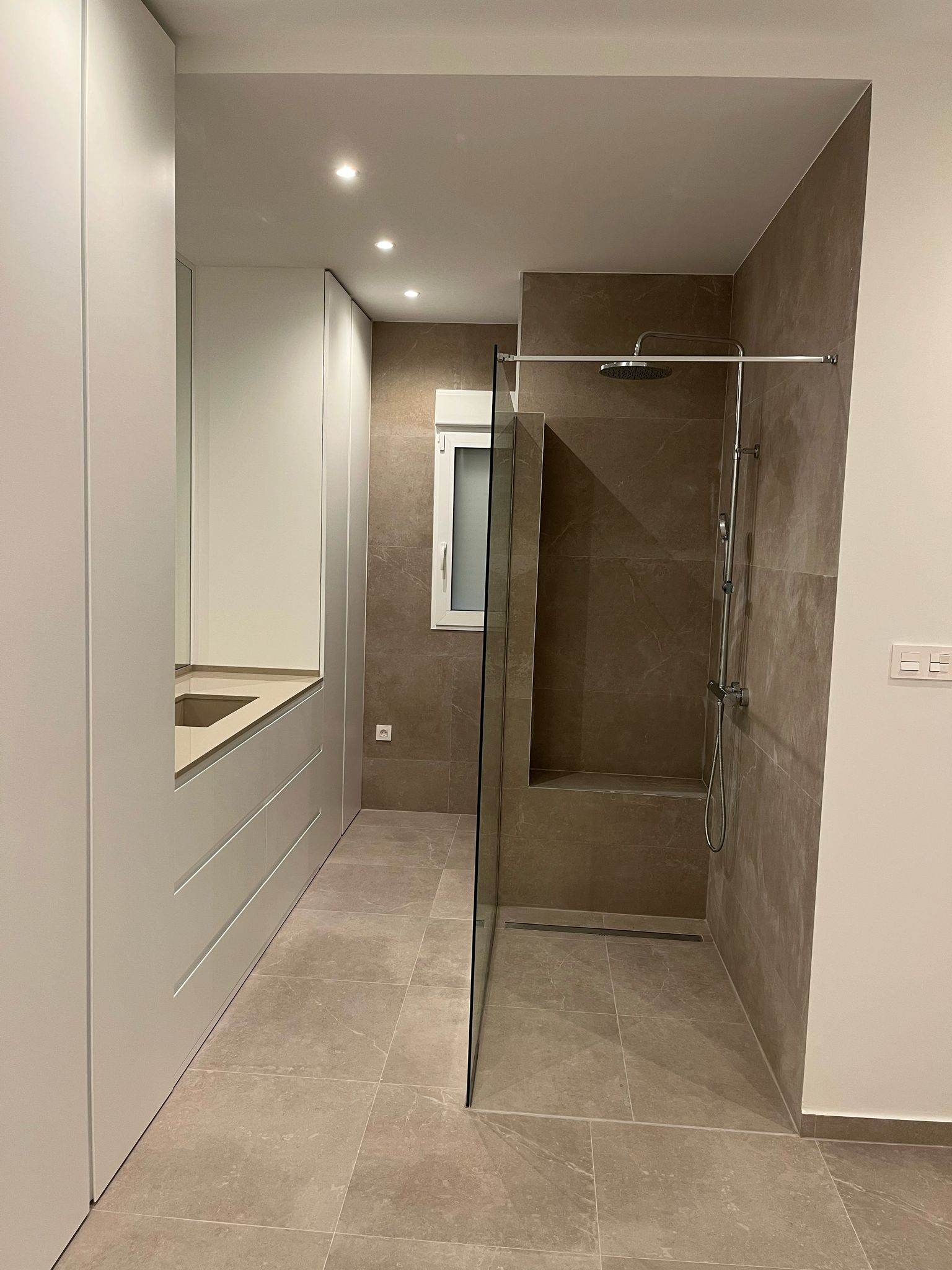 DP-100-69034280-01-3