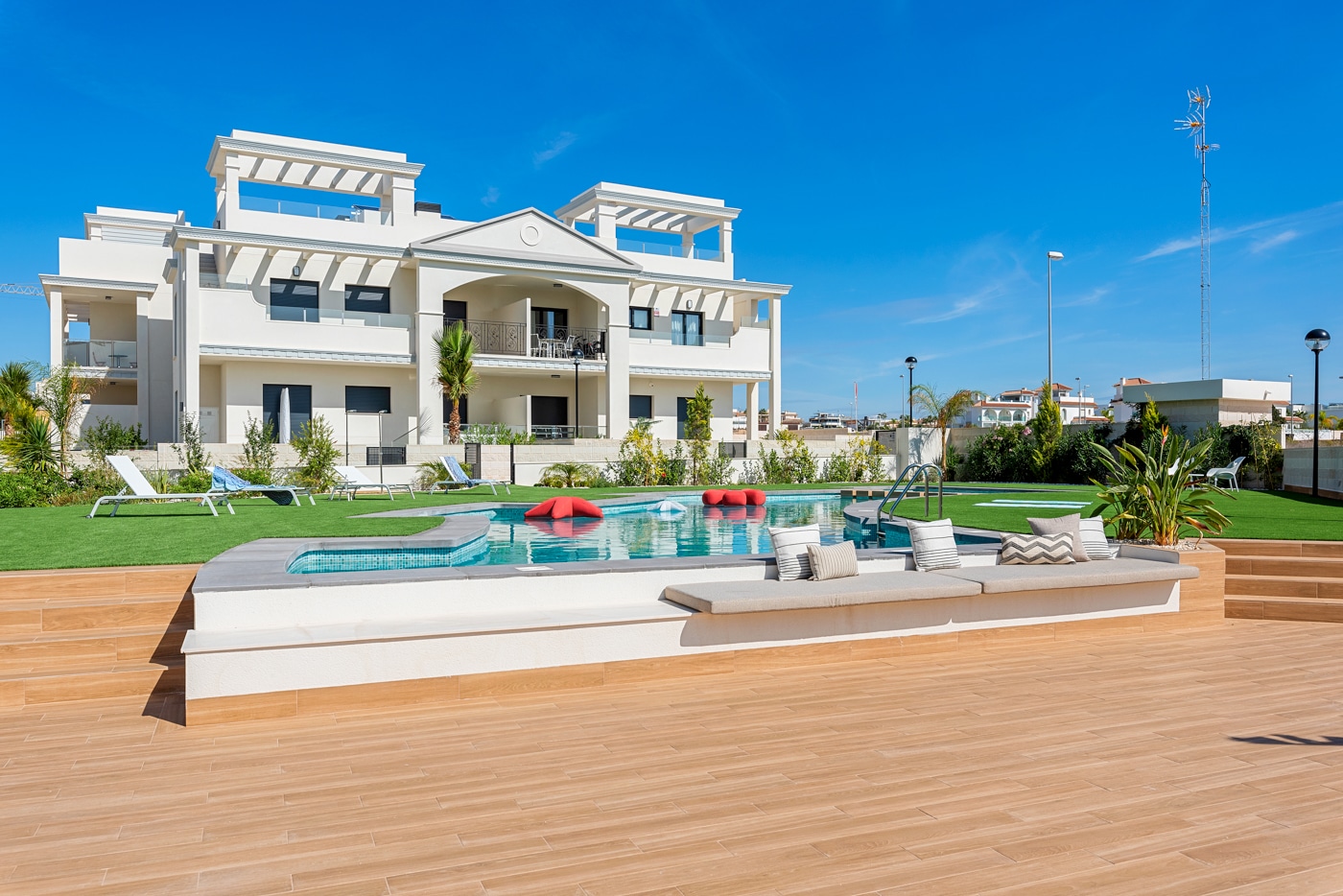 DP-100-88785383-01-13