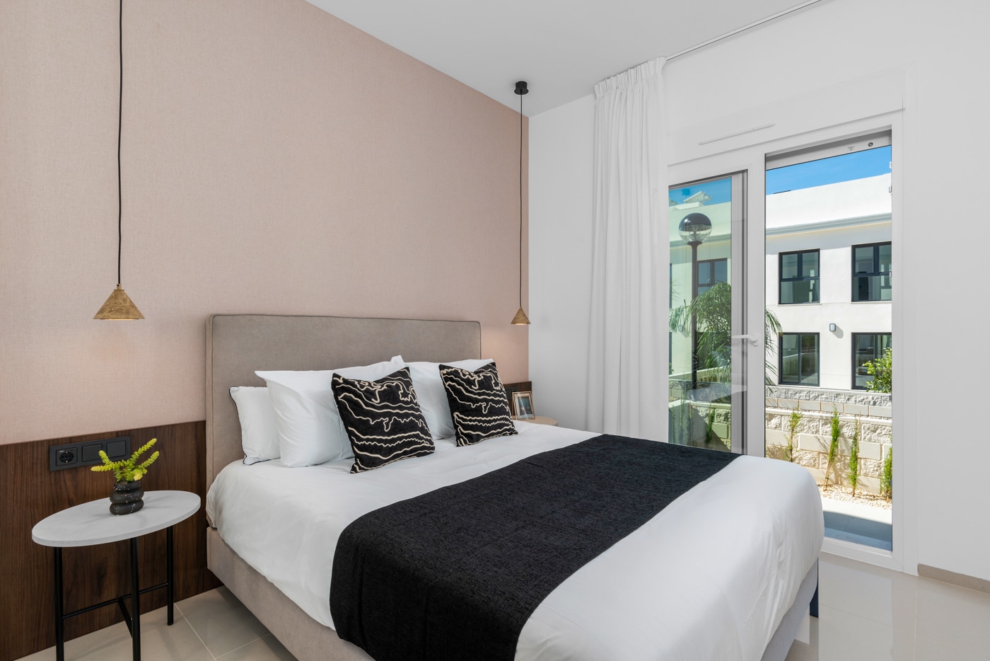 DP-100-96742538-01-12