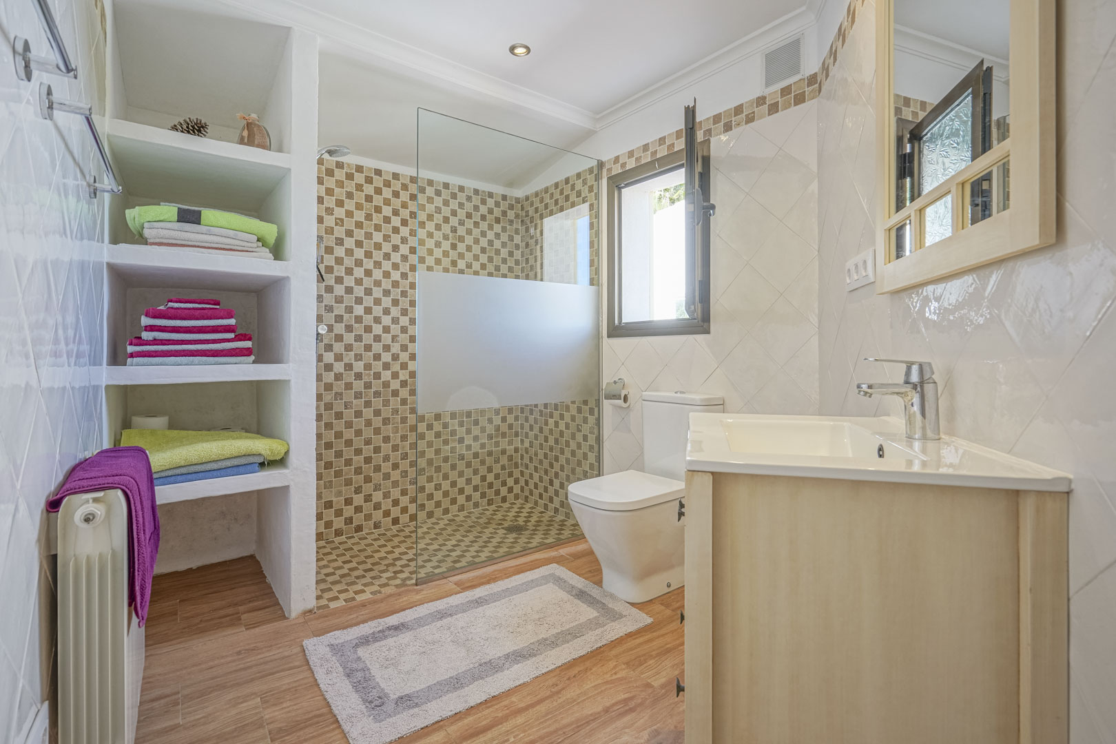 DP-40-C4XY4318JAV-16