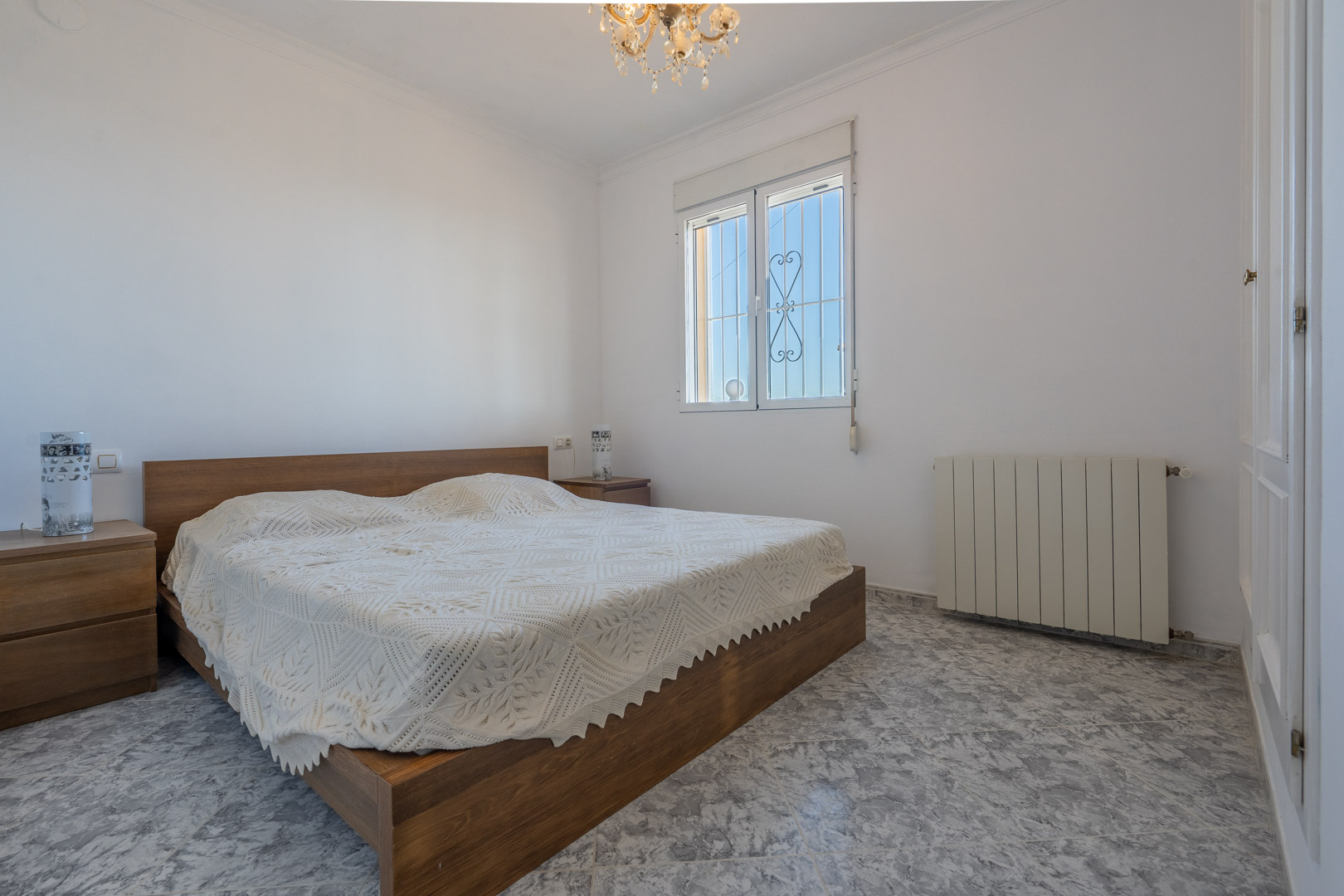 DP-40-C4XY4596CAL-15