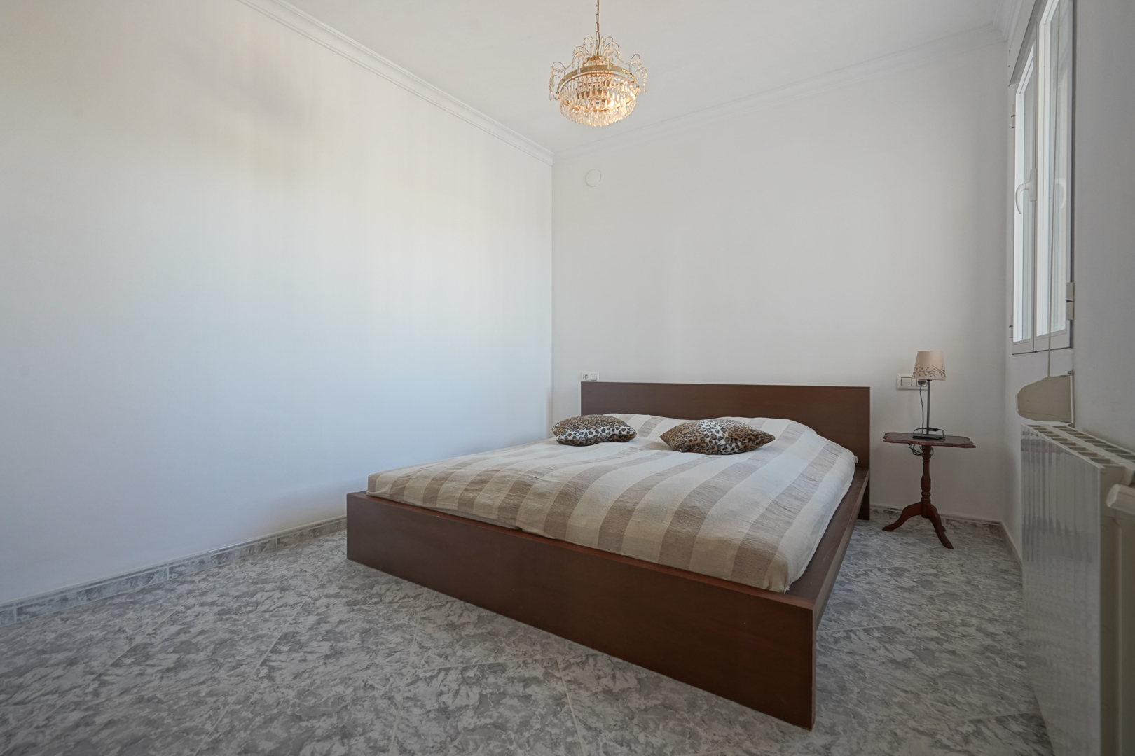 DP-40-C4XY4596CAL-18