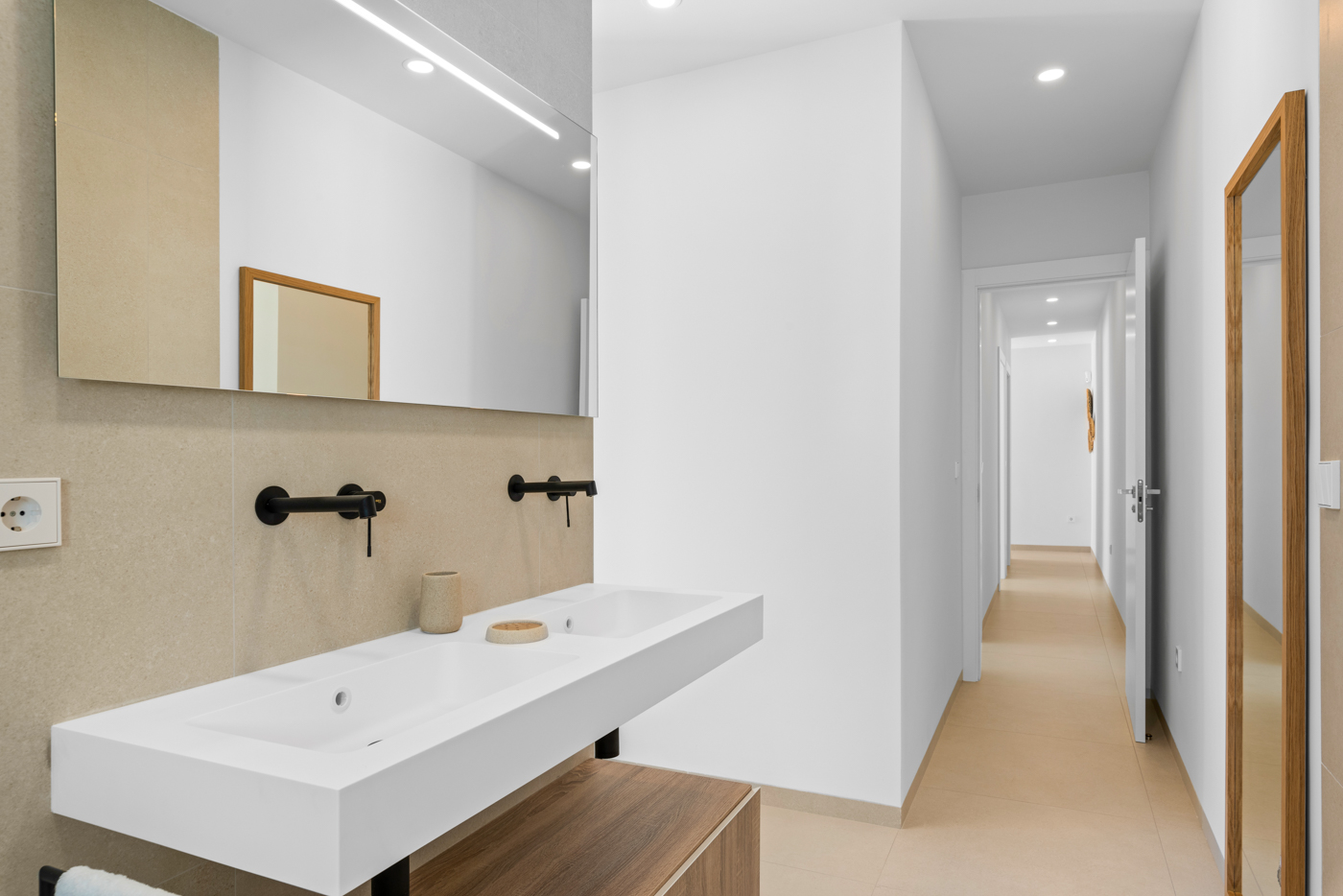 DP-100-35500886-01-16