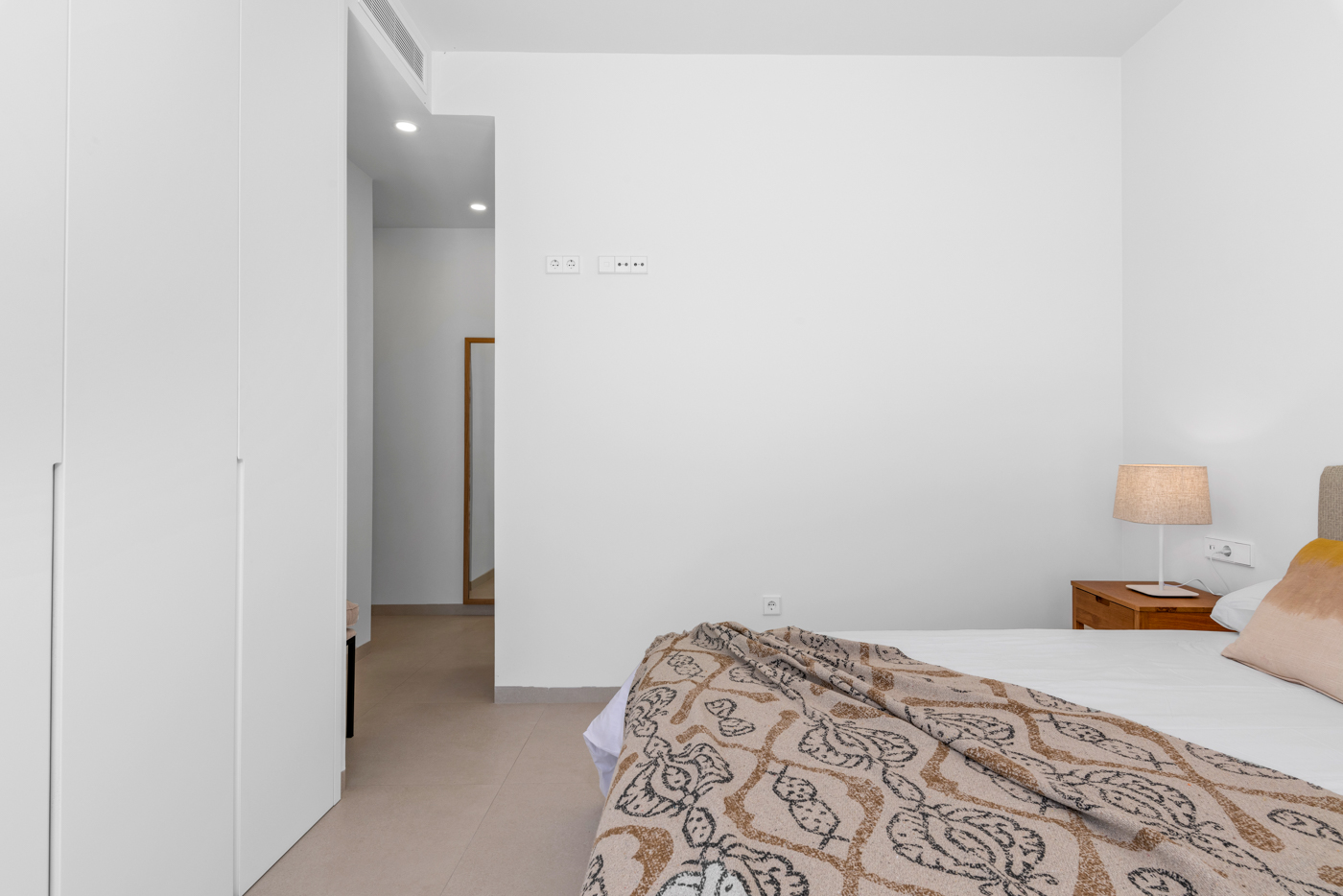 DP-100-35500886-01-19