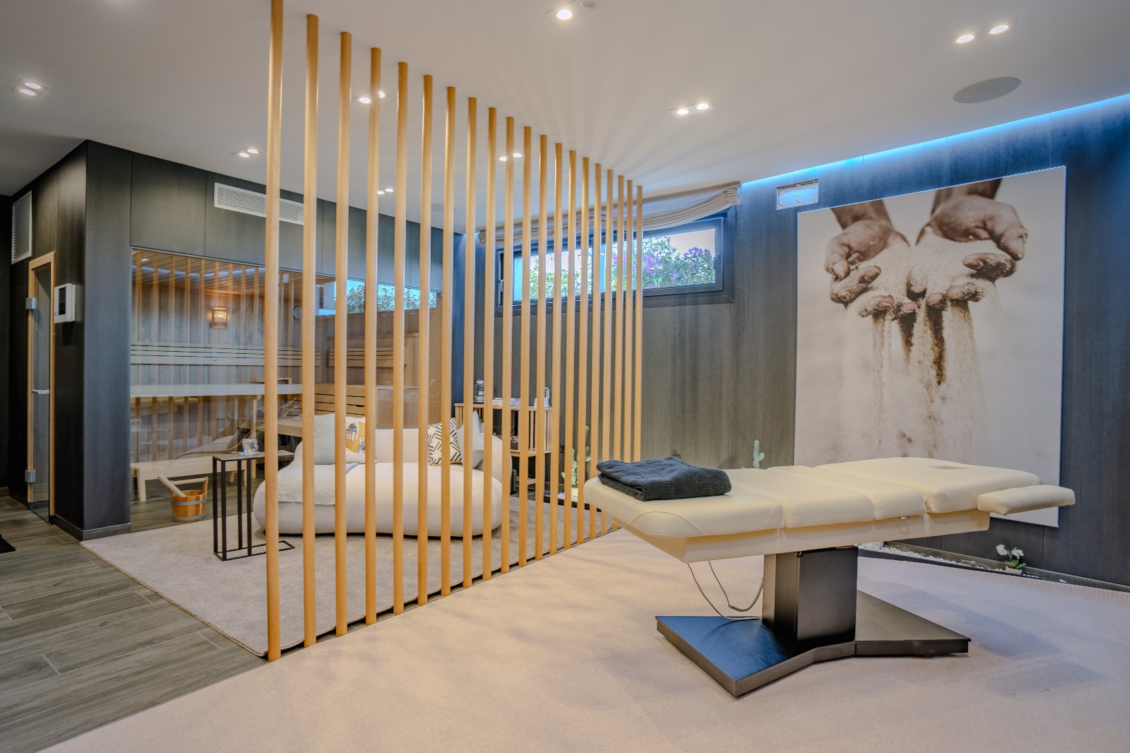 DP-100-74631914-01-16