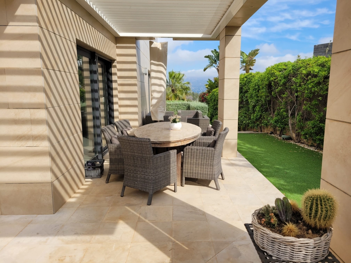 Moderne villa te koop in Javea (15)