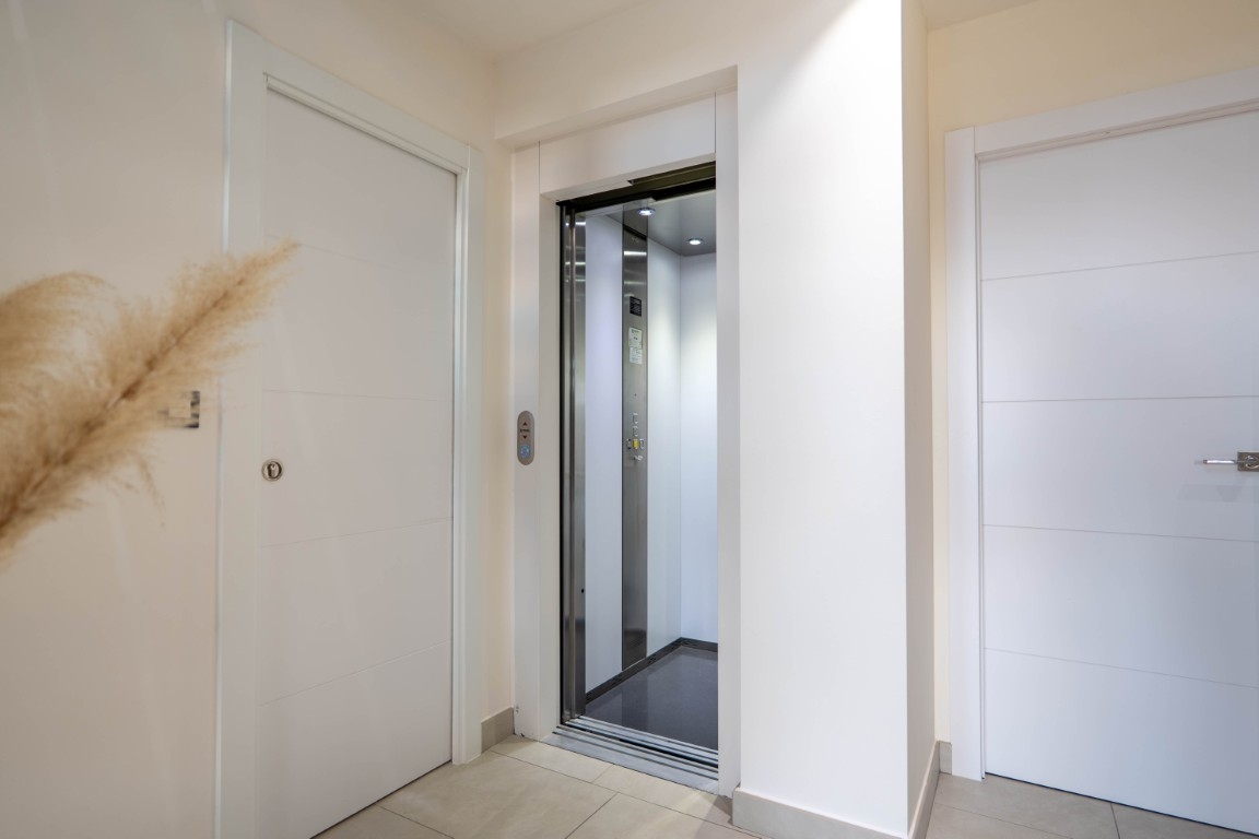 Moderne villa te koop in Javea (34)