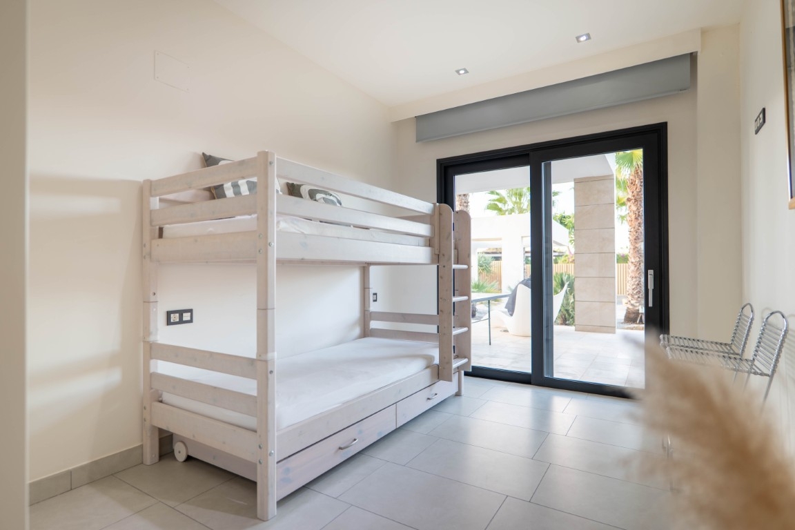 Moderne villa te koop in Javea (38)