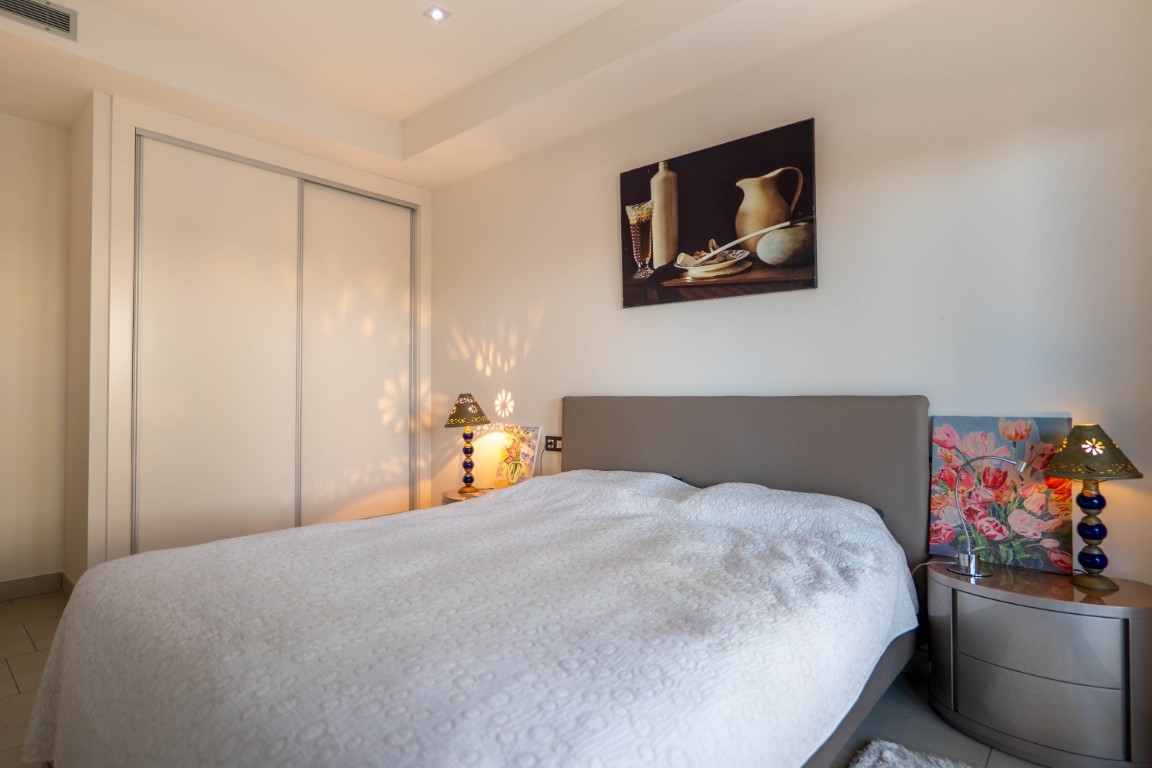 Moderne villa te koop in Javea (47)