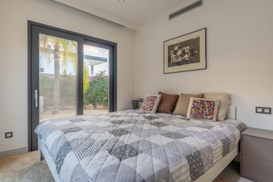 Moderne villa te koop in Javea (62)