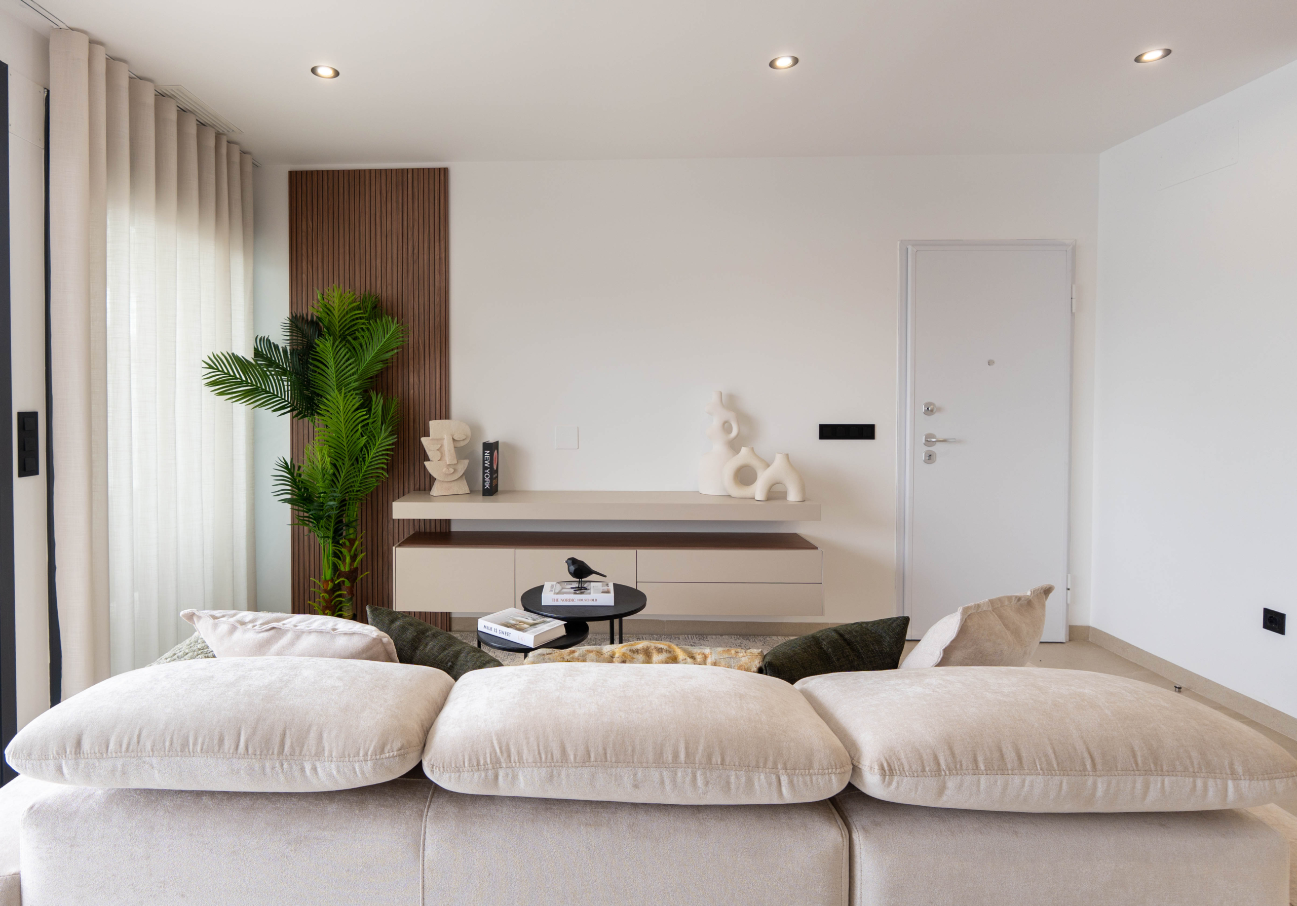 DP-100-30892676-01-8