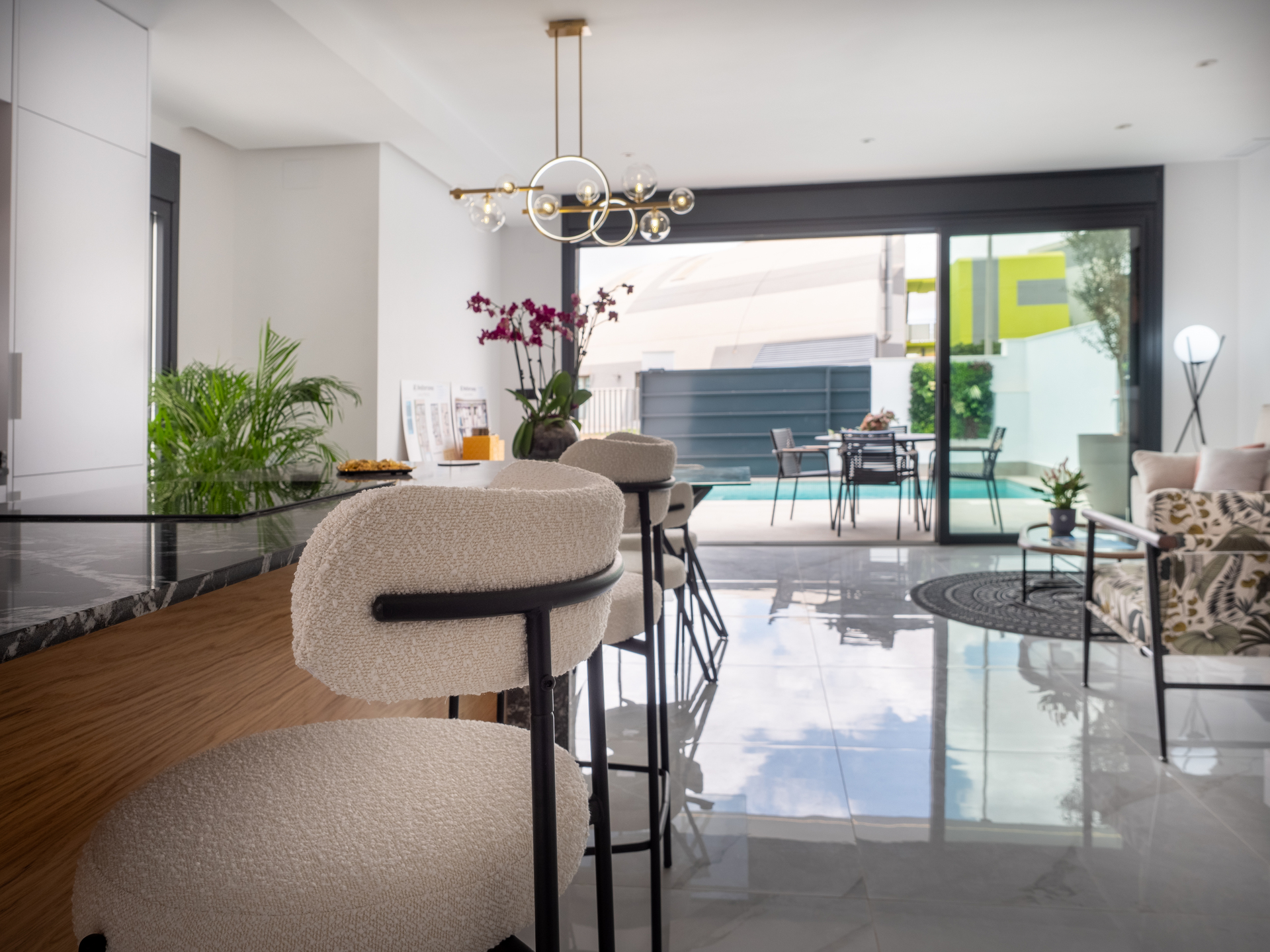 DP-100-36297299-01-3