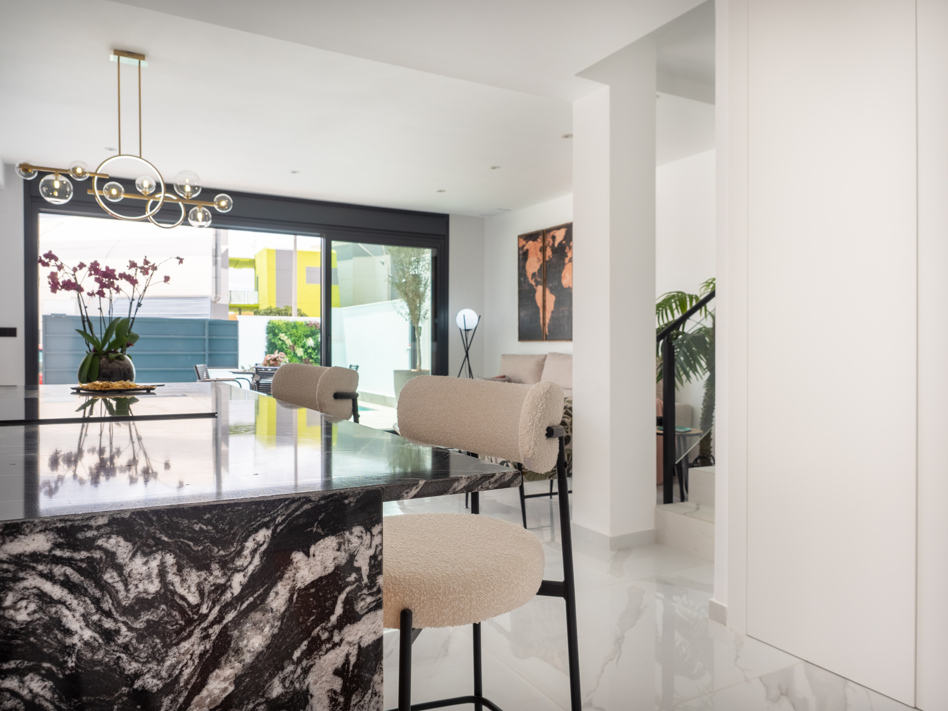 DP-100-36297299-01-6