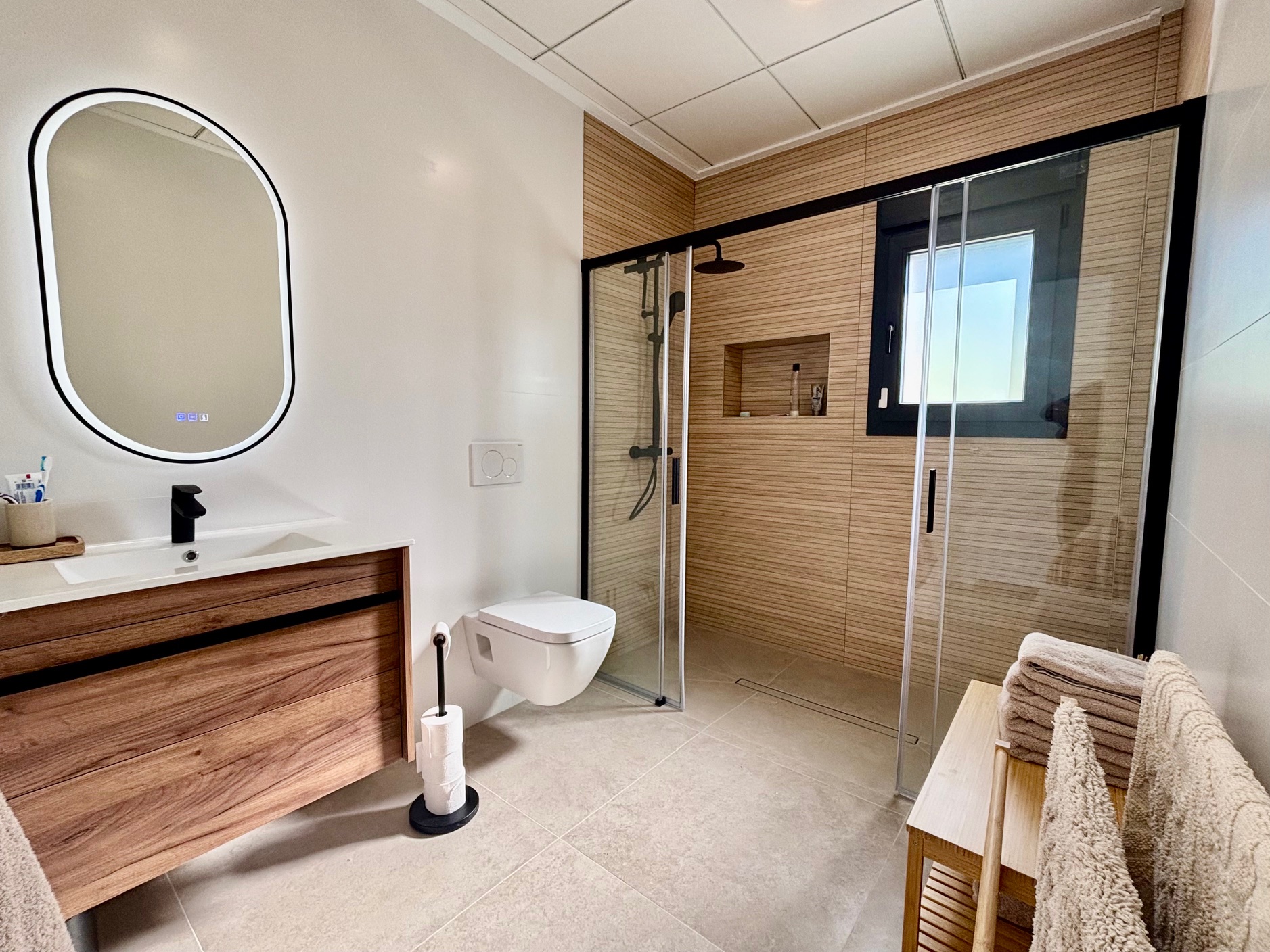 DP-100-41756803-01-6