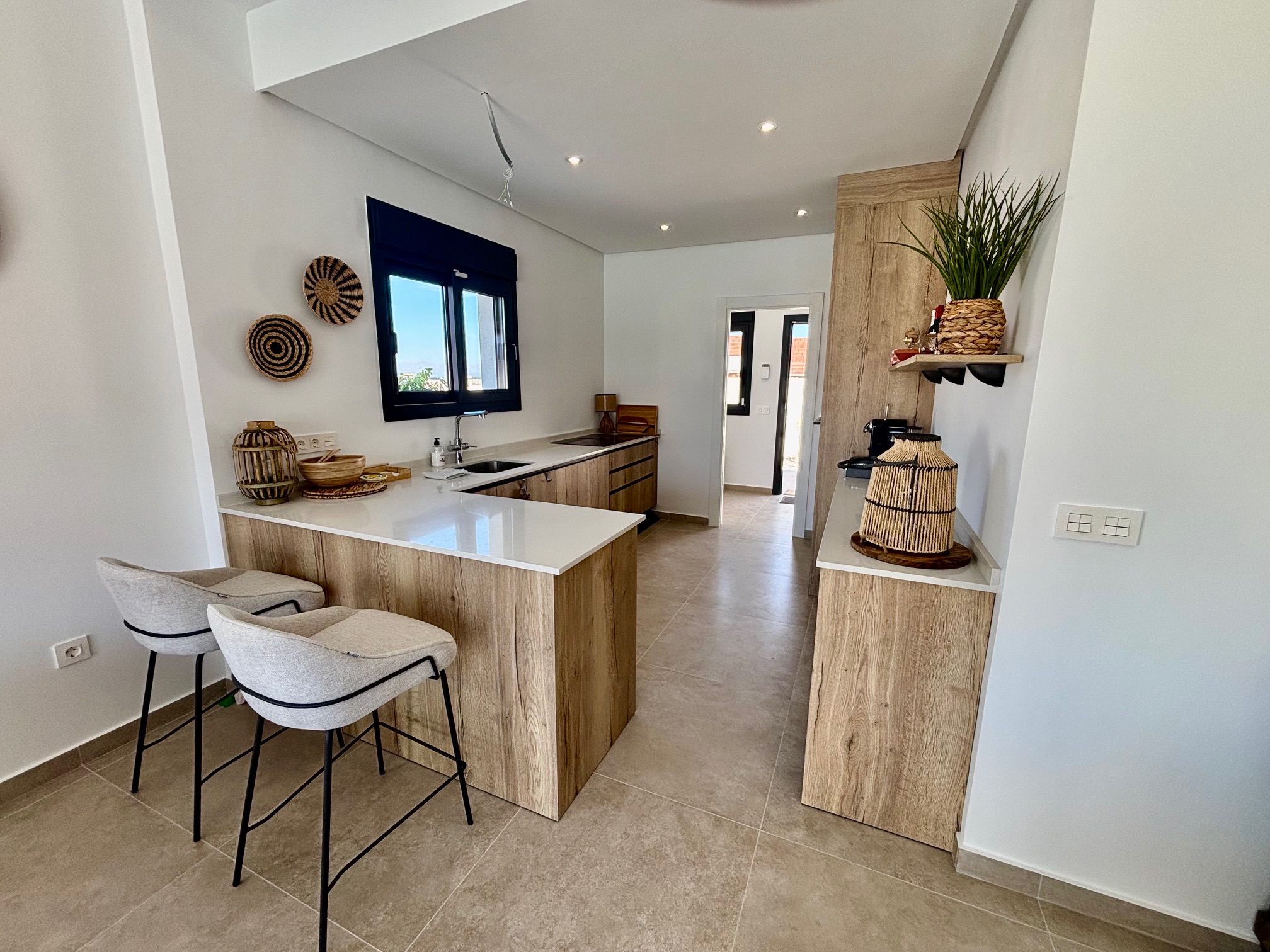 DP-100-41756803-01-8