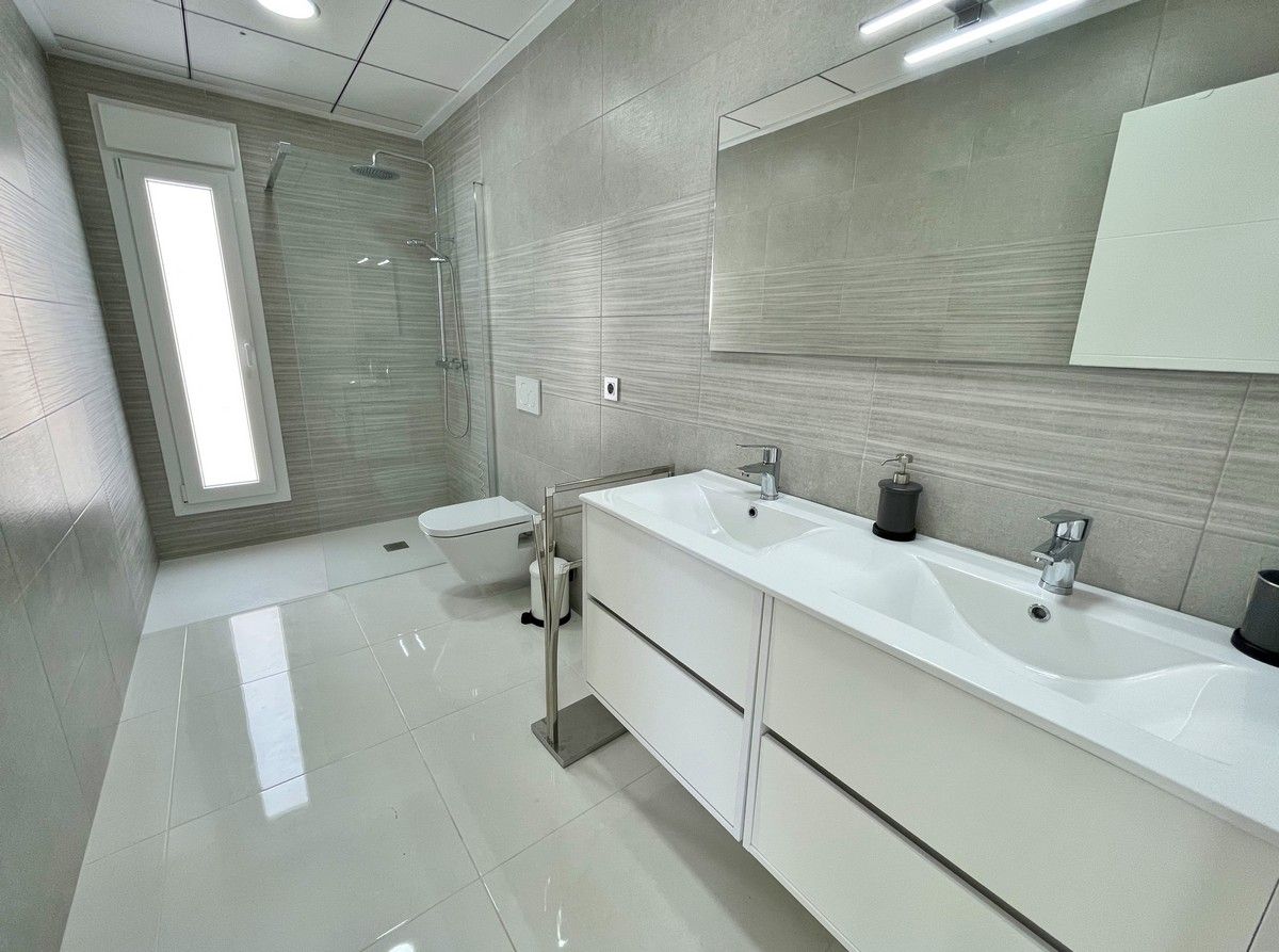 DP-100-41756803-01-9