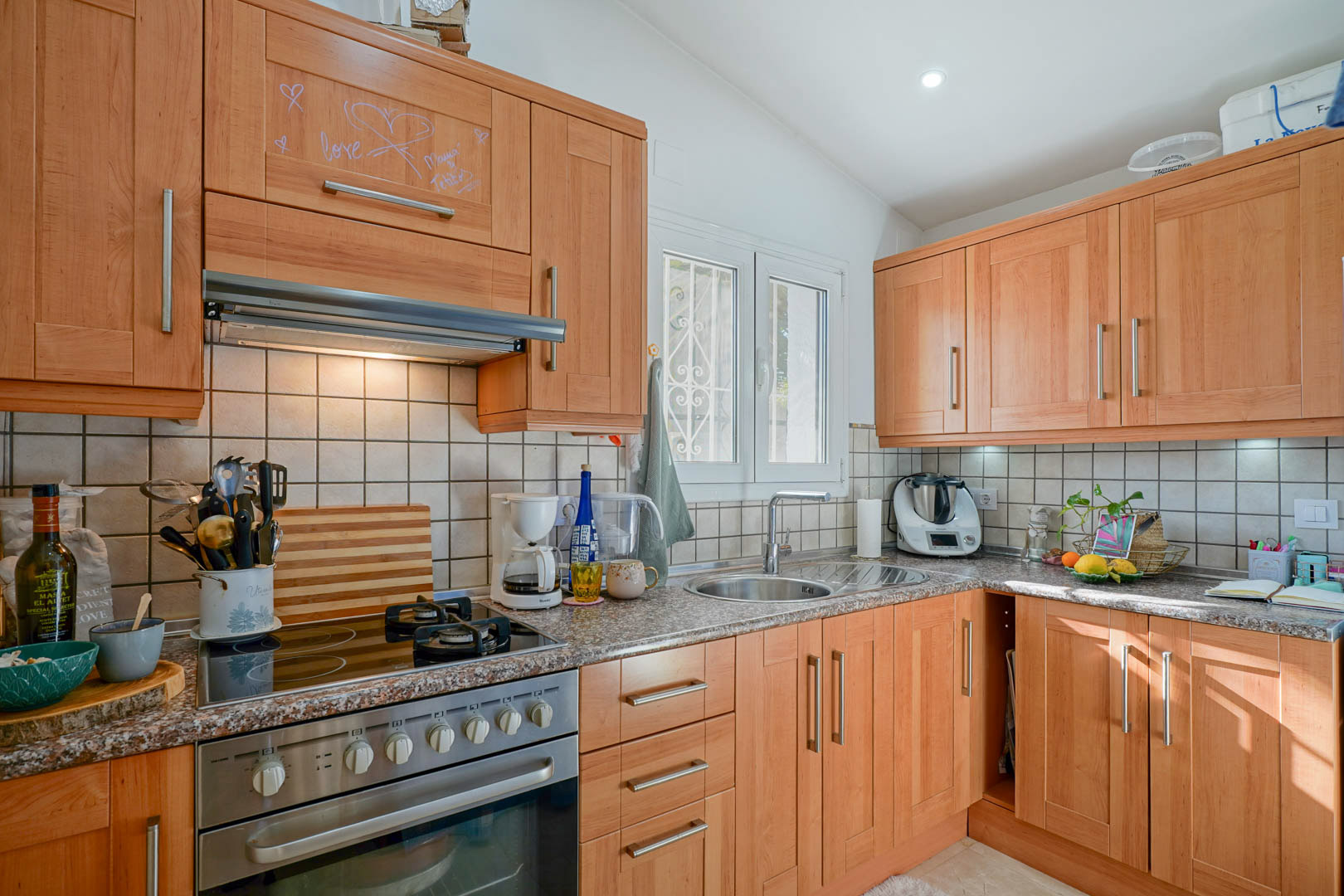 DP-40-C3XY8323MOR-18