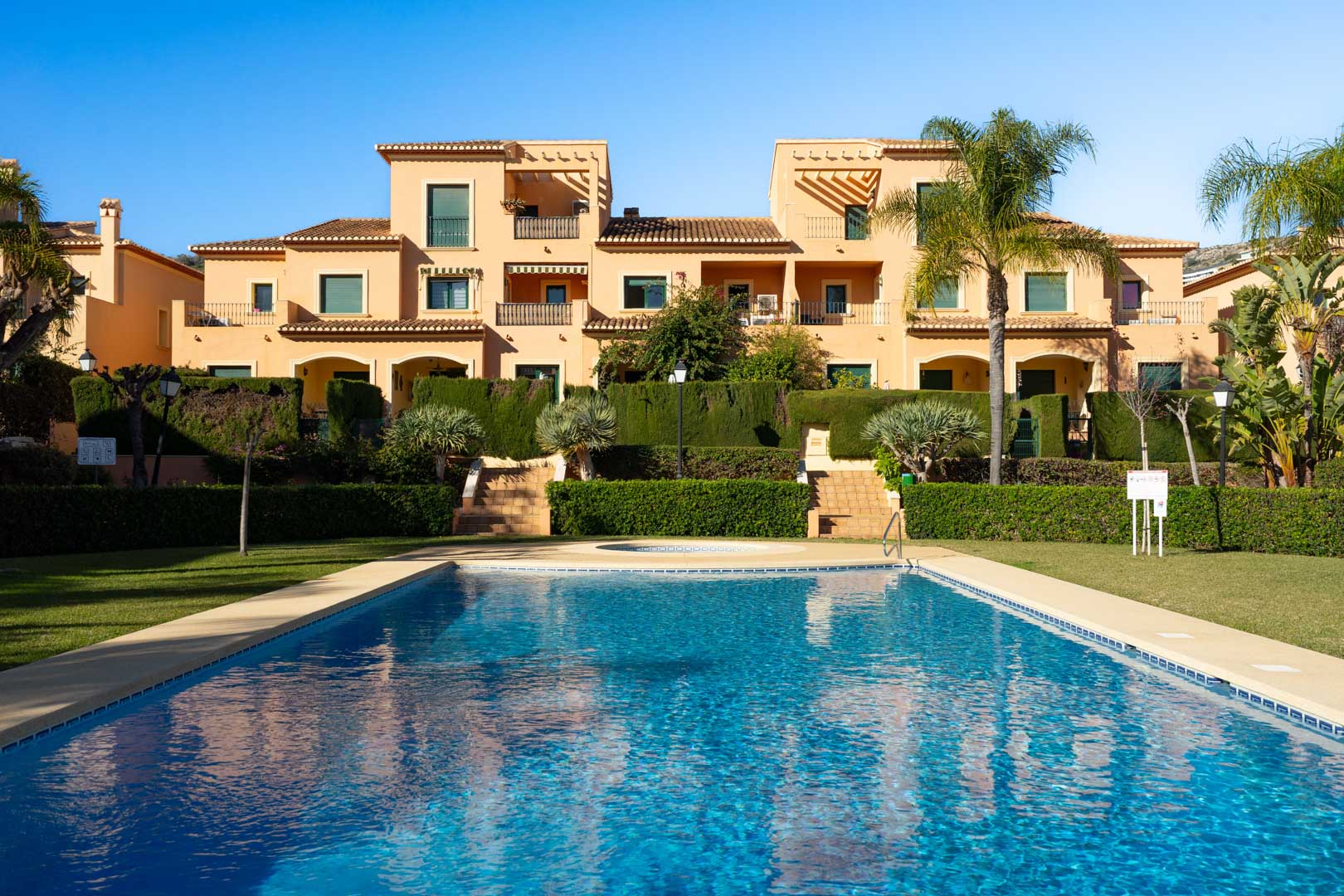 DP-40-C4XY4619JAV-19