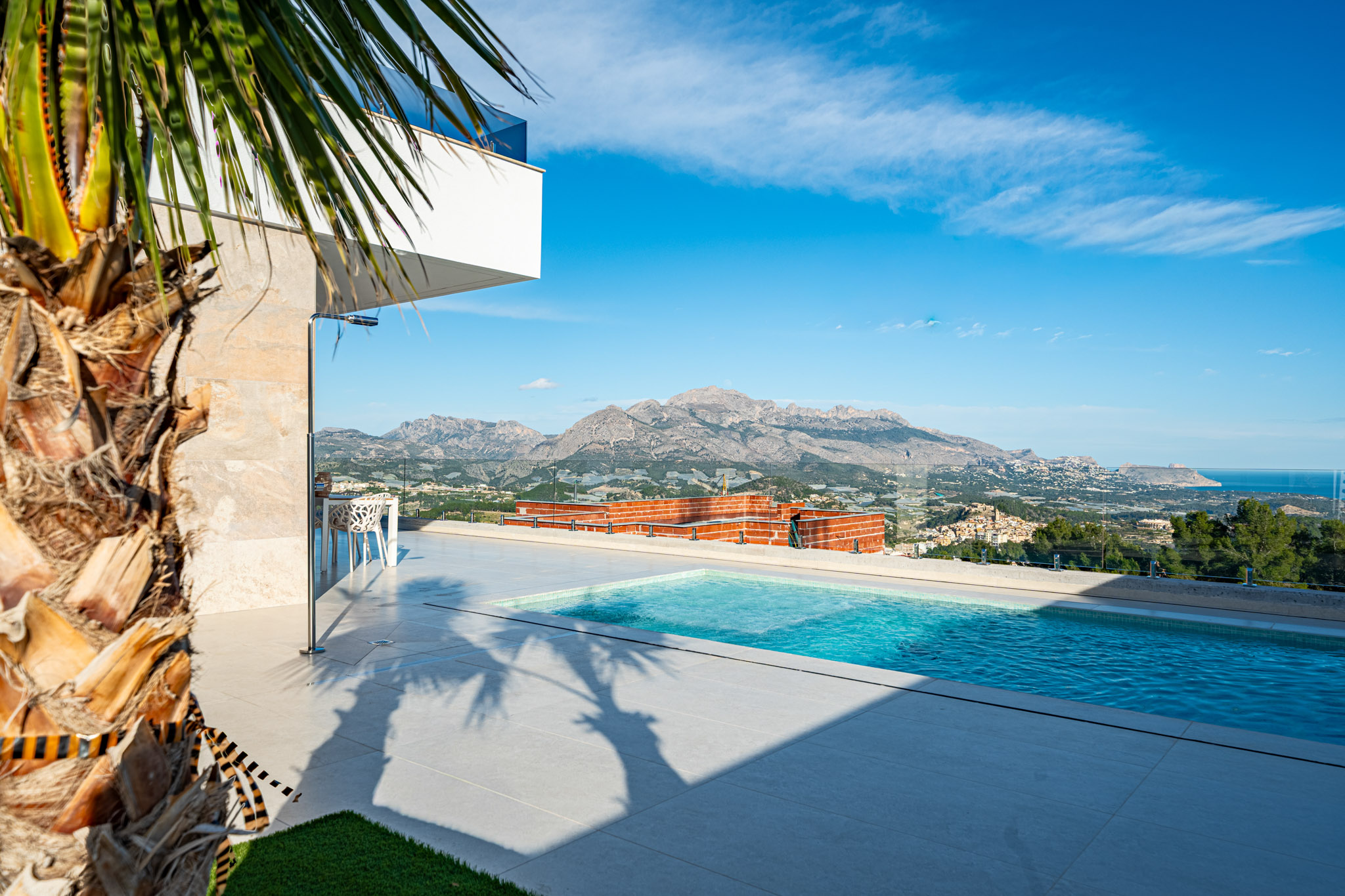 DP-100-26325402-01-12