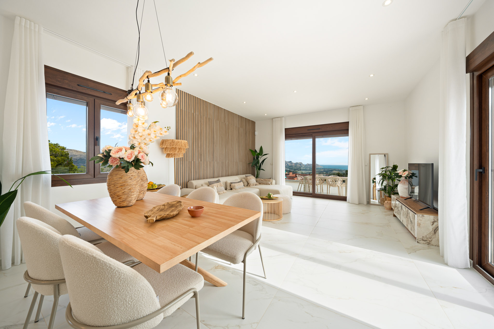 DP-100-26325402-01-19